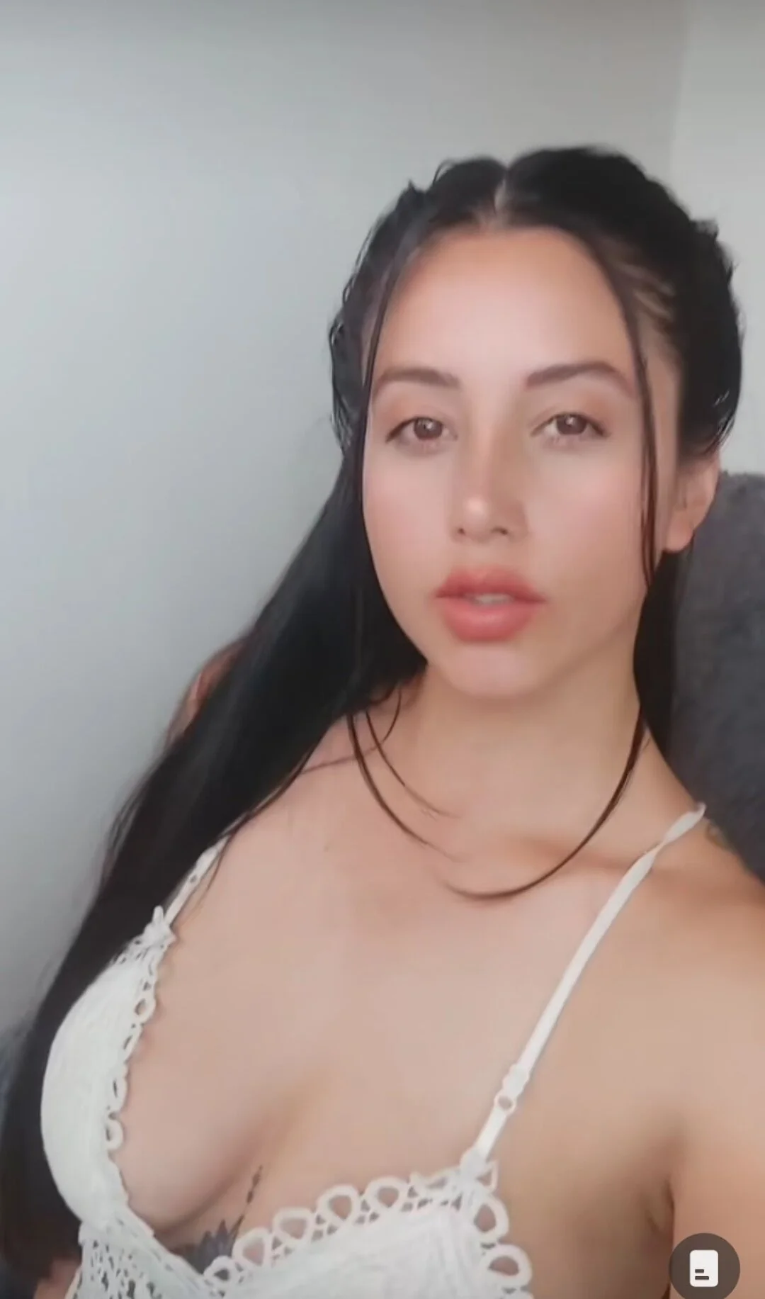 XXX Porn Photo of Nude alliee_mod 4
