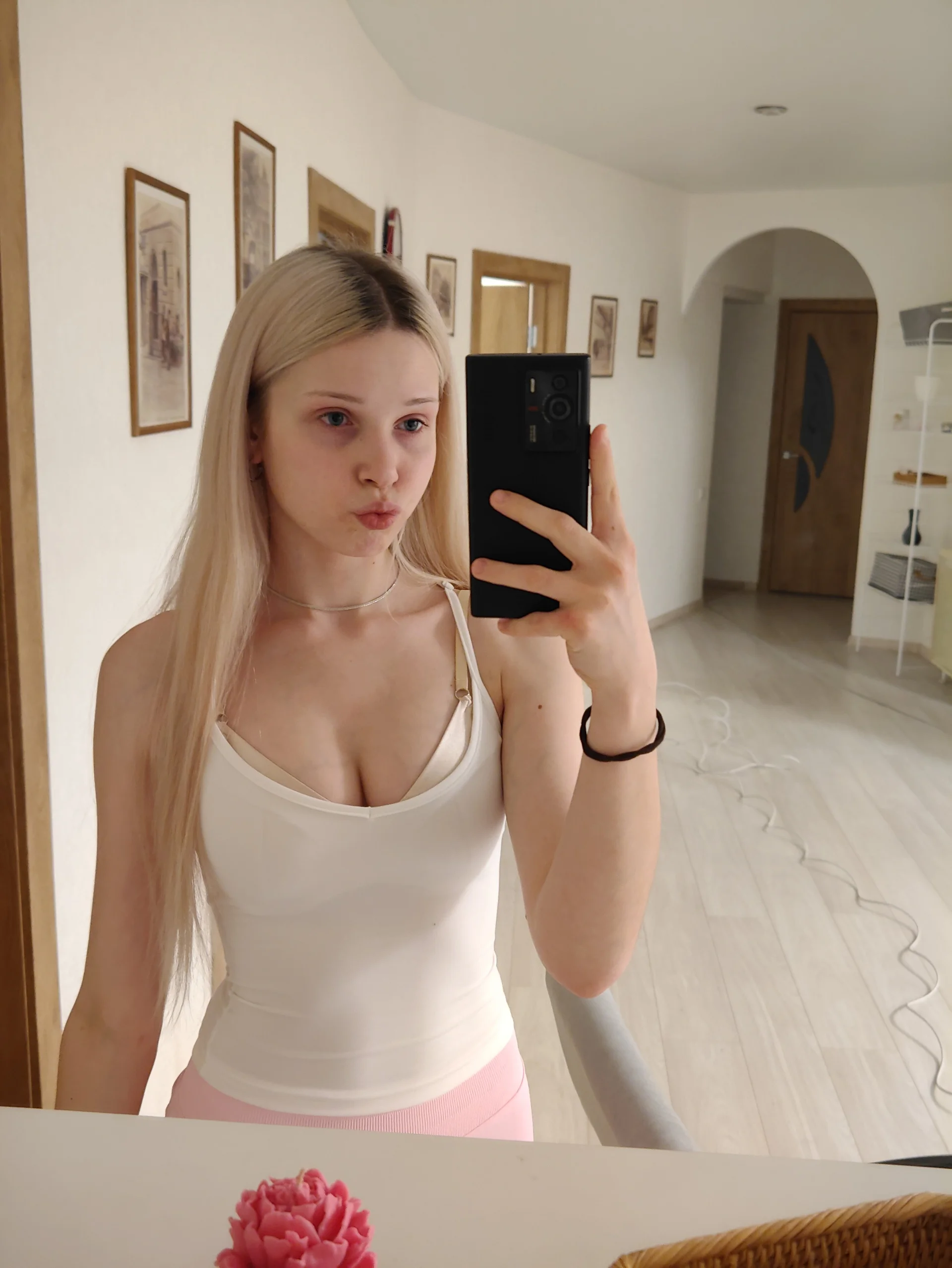 XXX Porn Photo of Nude CherrylHolme 24