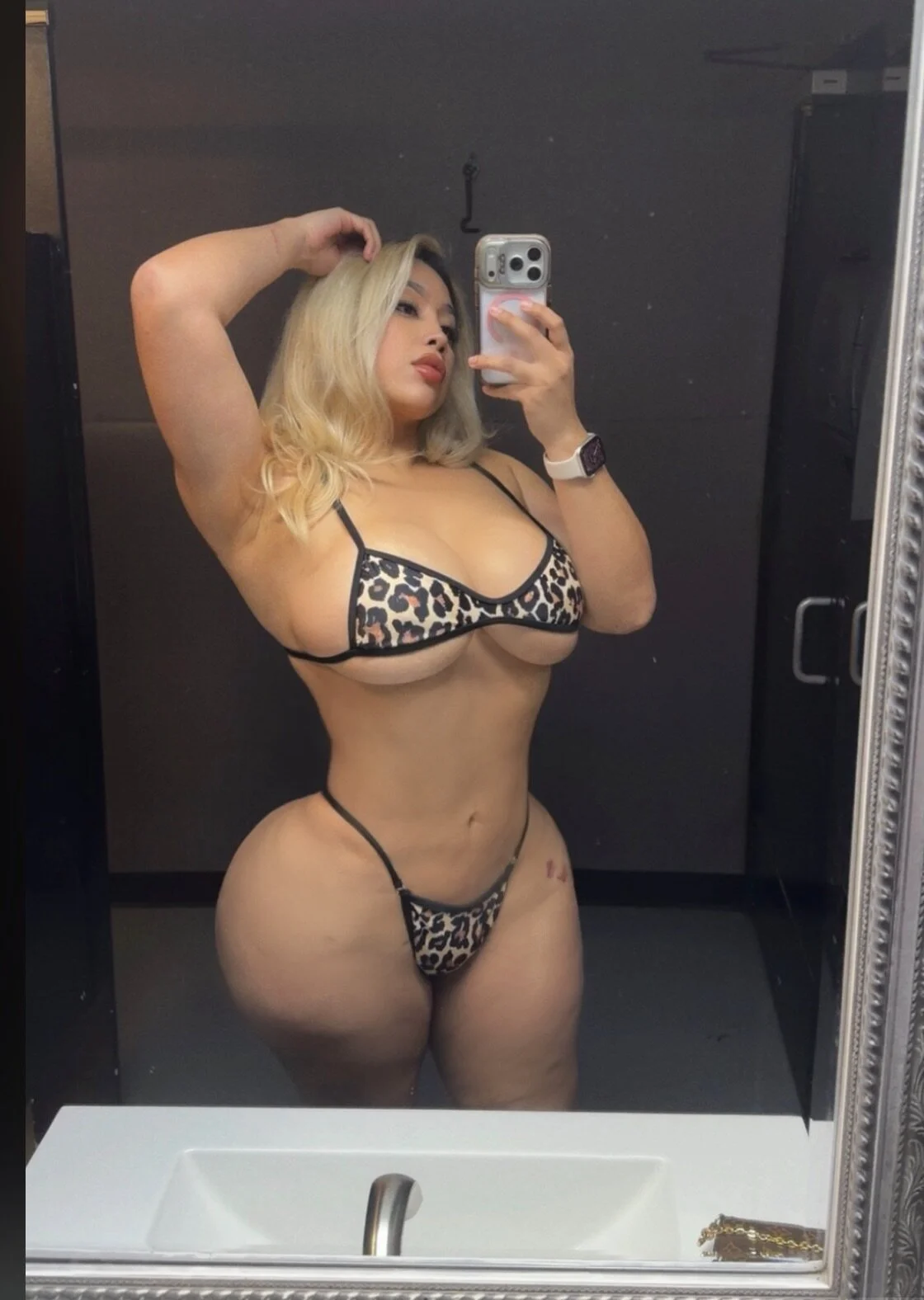 XXX Porn Photo of Nude ariablooms 5