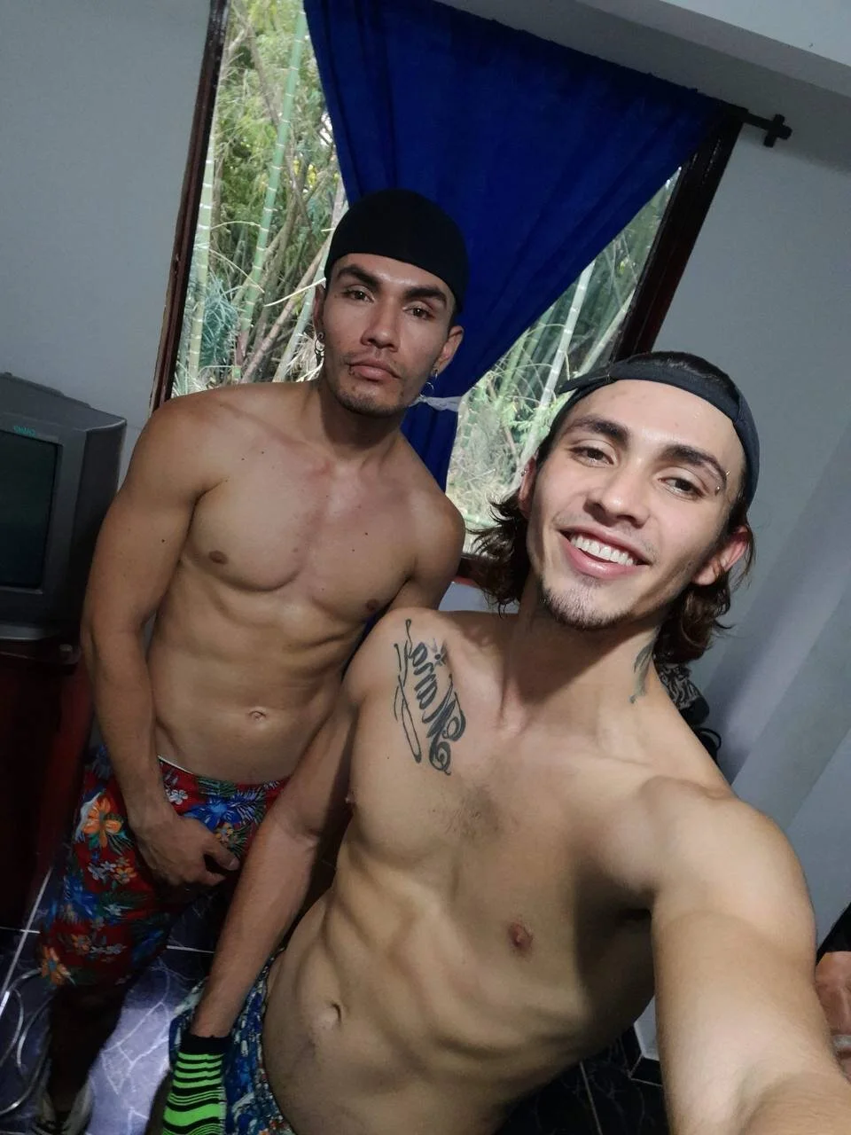 XXX Porn Photo of Nude Hot_Sharks_ 5