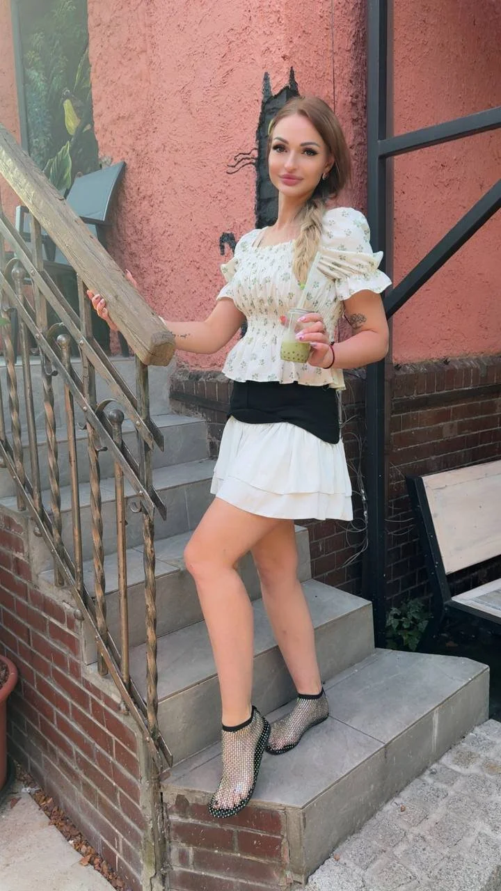 XXX Porn Photo of Nude Lola_Bombita 7