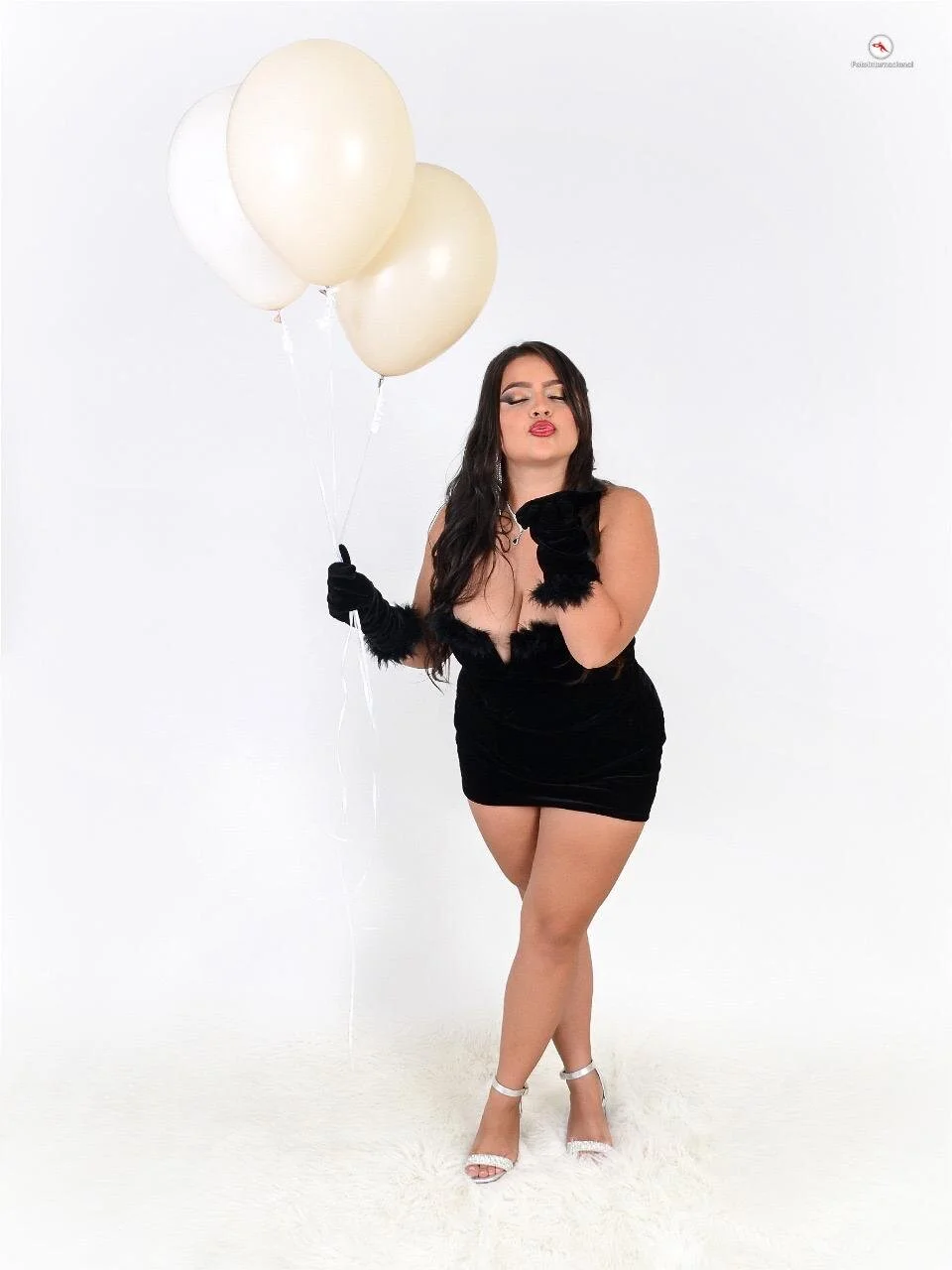 XXX Porn Photo of Nude Kiara_tits 2