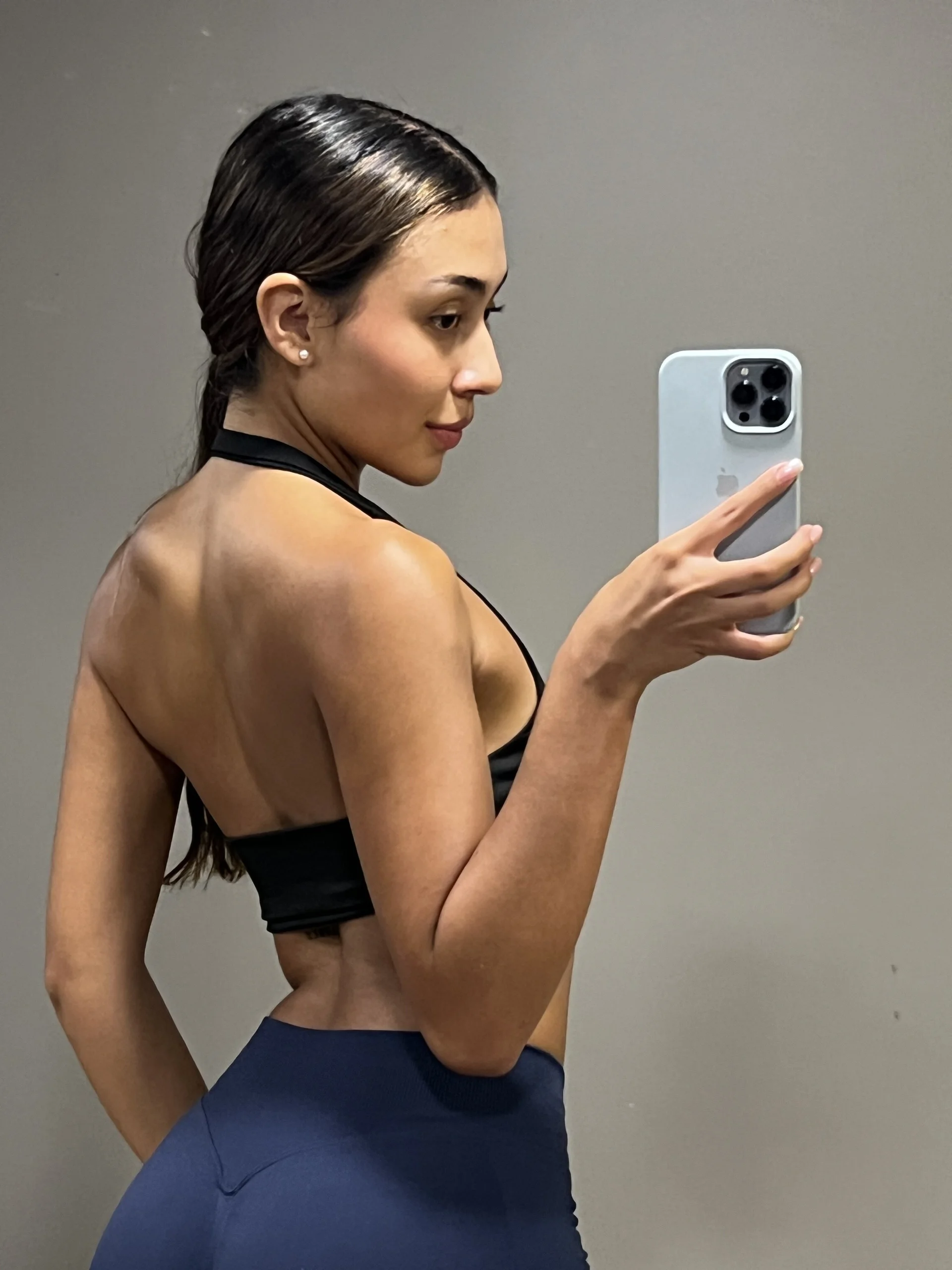XXX Porn Photo of Nude Bella_dannbond 8