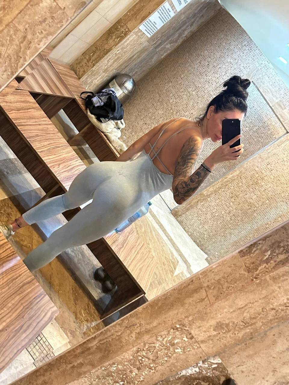 XXX Porn Photo of Nude LaraVos 3