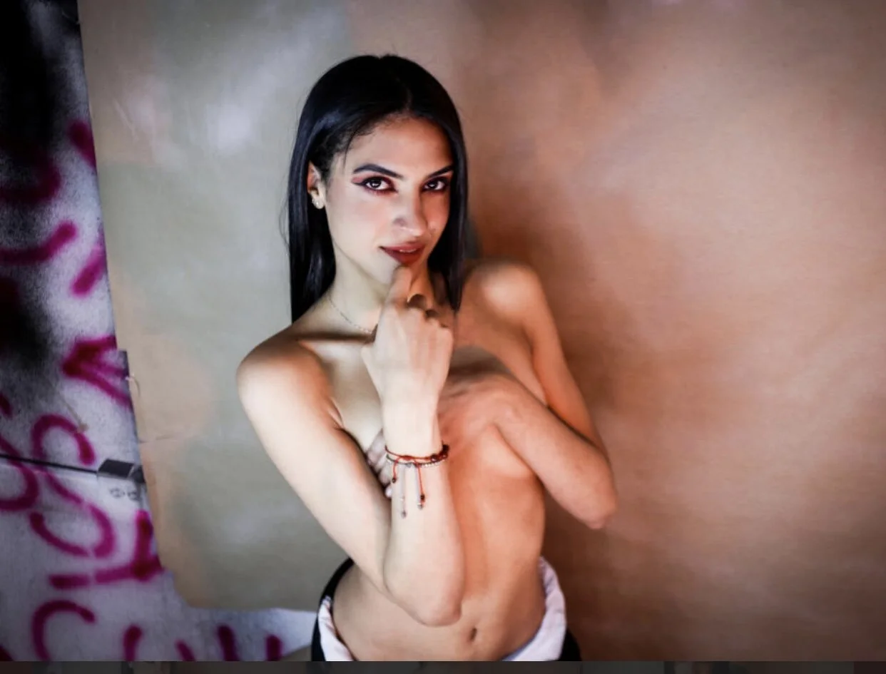 XXX Porn Photo of Nude Imvale_evanz 6