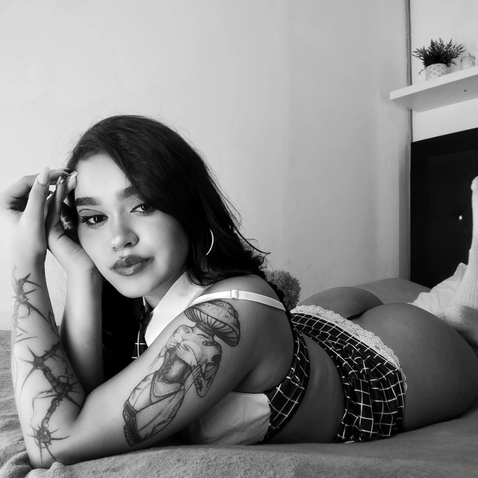 XXX Porn Photo of Nude coraline_v 60