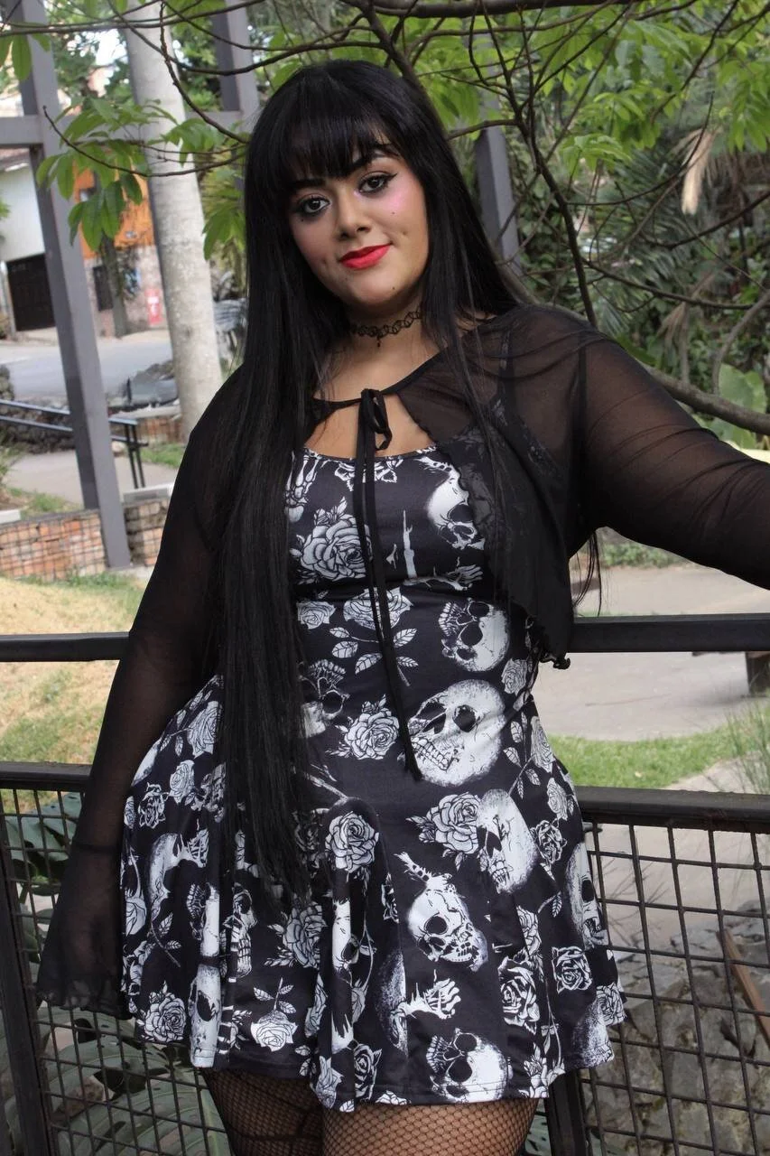 XXX Porn Photo of Nude Queen_Curvy01 13