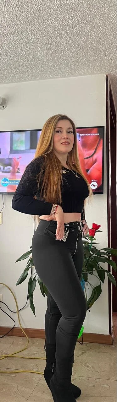 XXX Porn Photo of Nude Natalystepmom 1