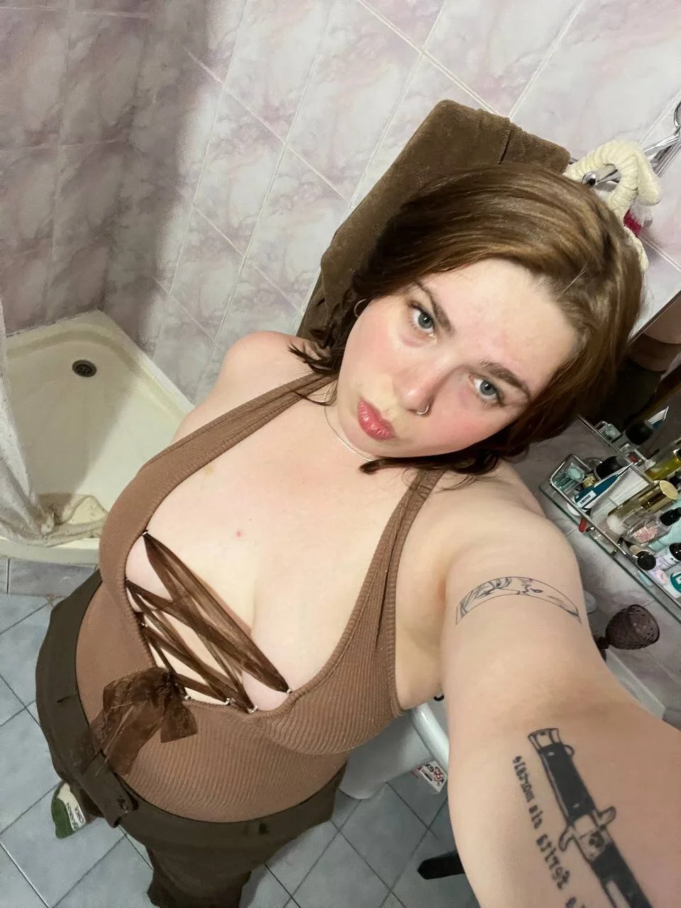 XXX Porn Photo of Nude LadyHotHotXz 2