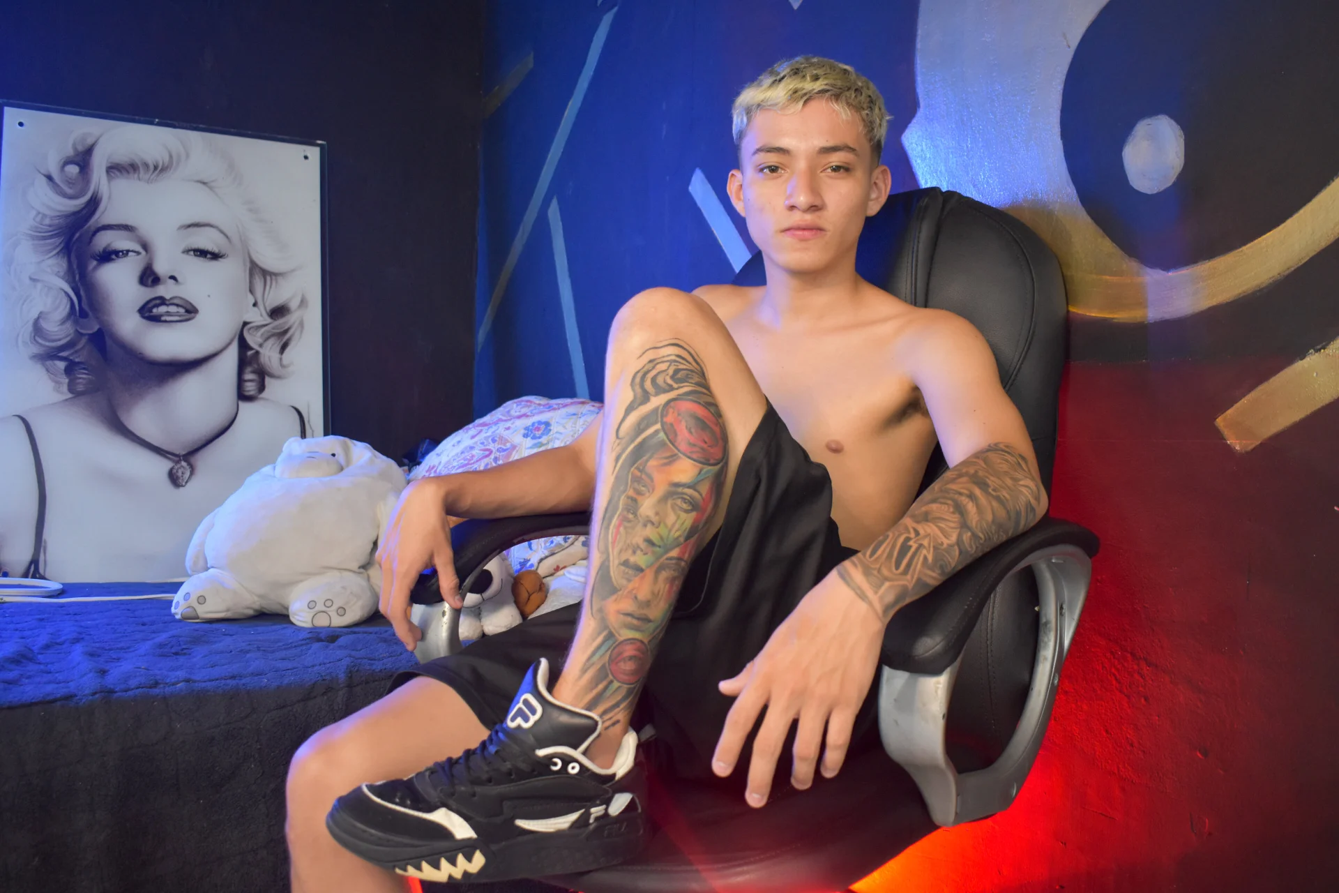 XXX Porn Photo of Nude Wesleey-Boy 15