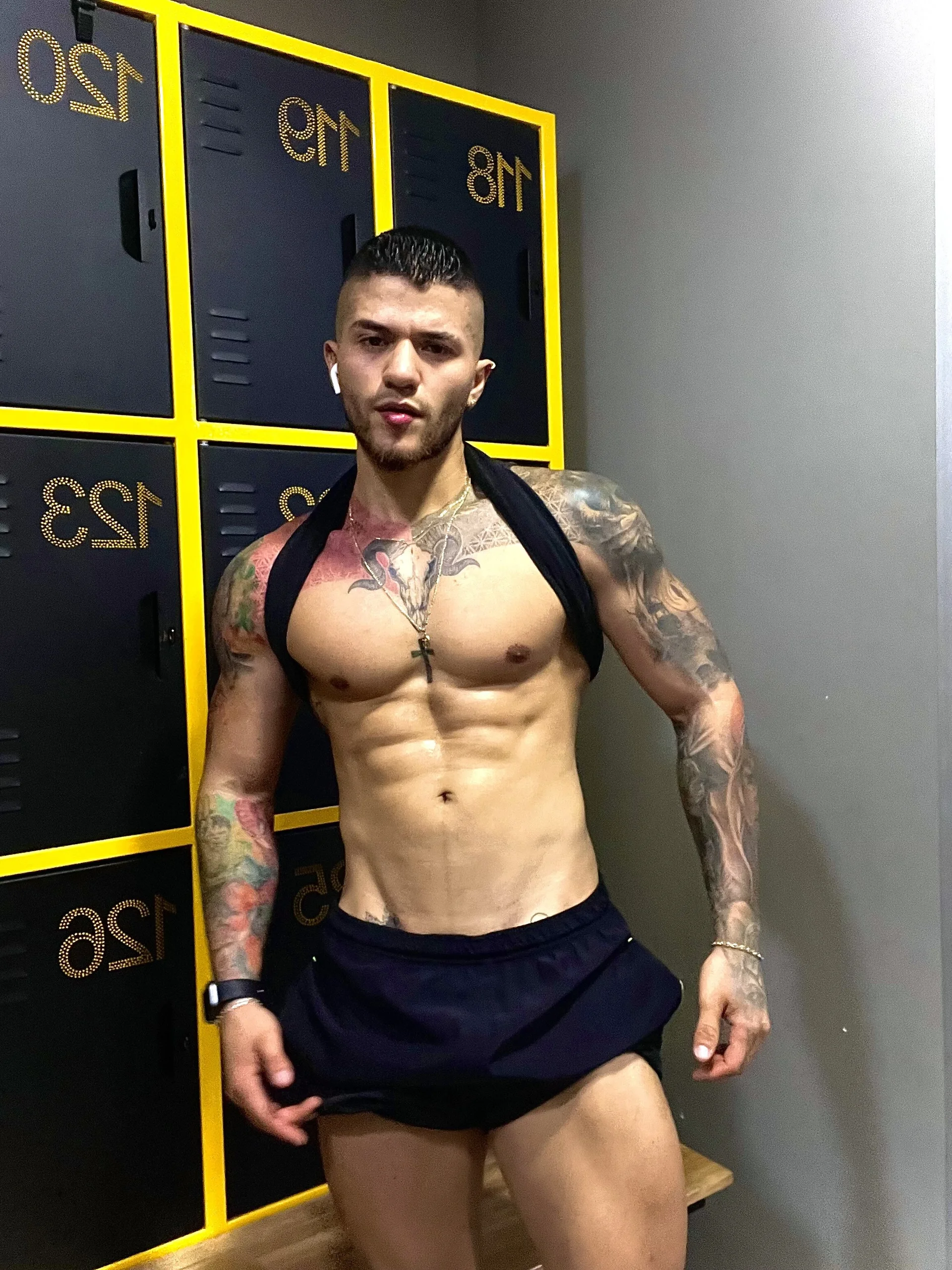 XXX Porn Photo of Nude Frank_Farrell 3
