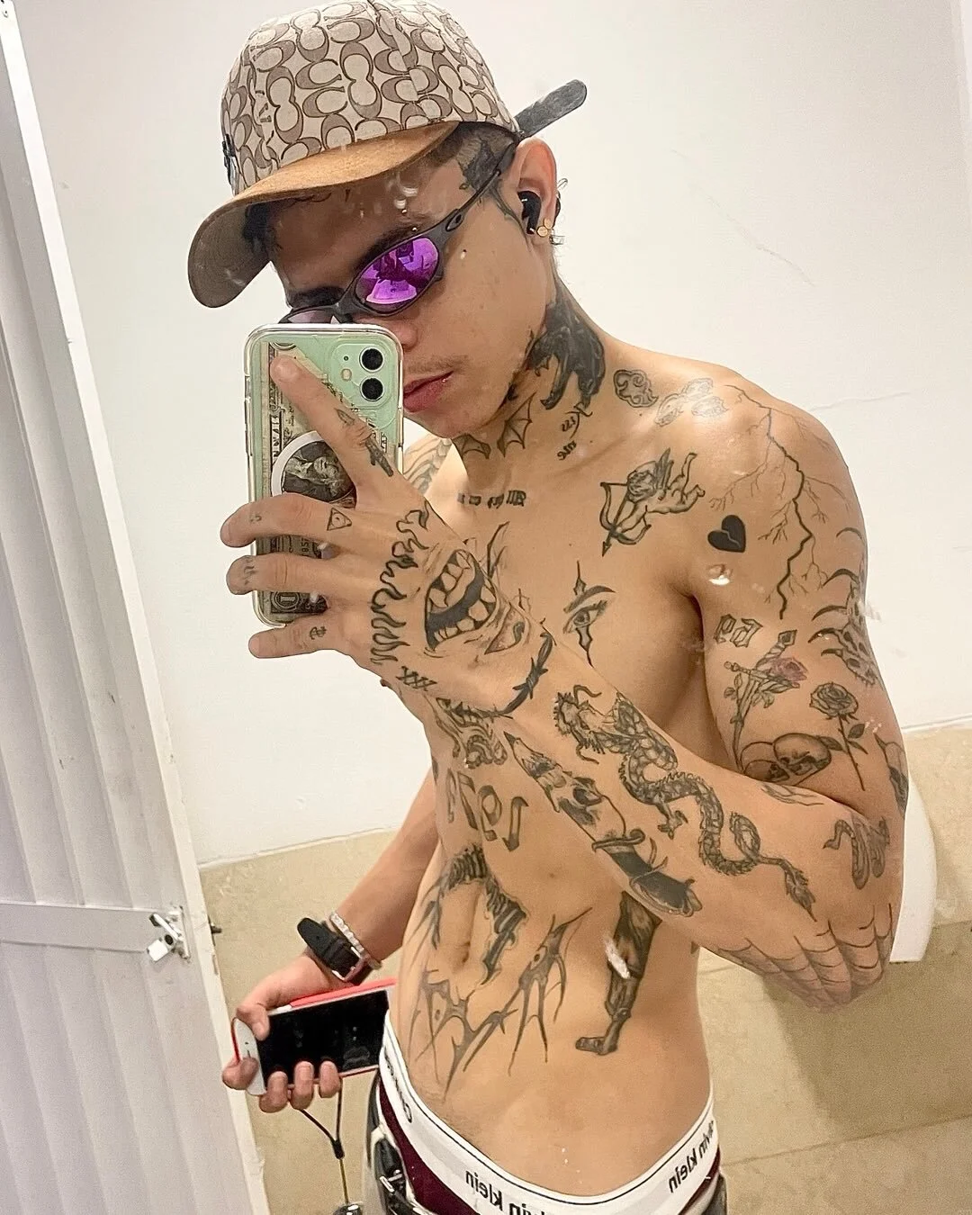 XXX Porn Photo of Nude john_mystic 45