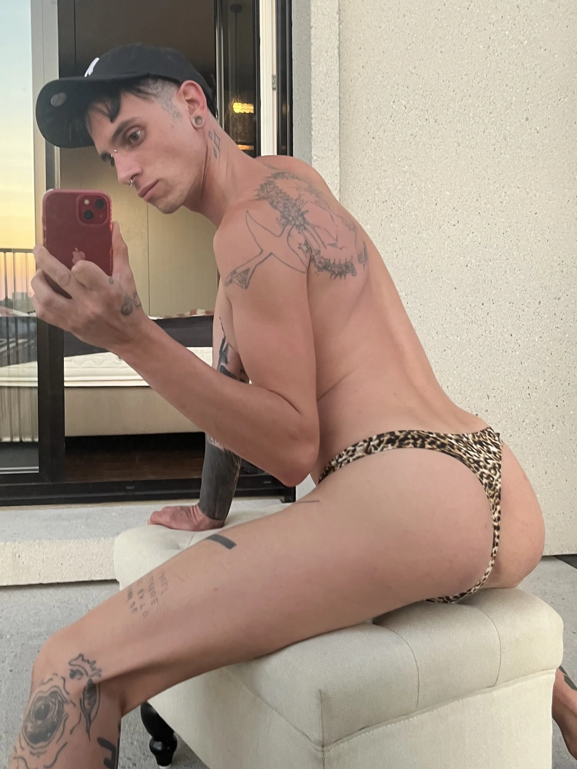 XXX Porn Photo of Nude LucasDeesexworker 6