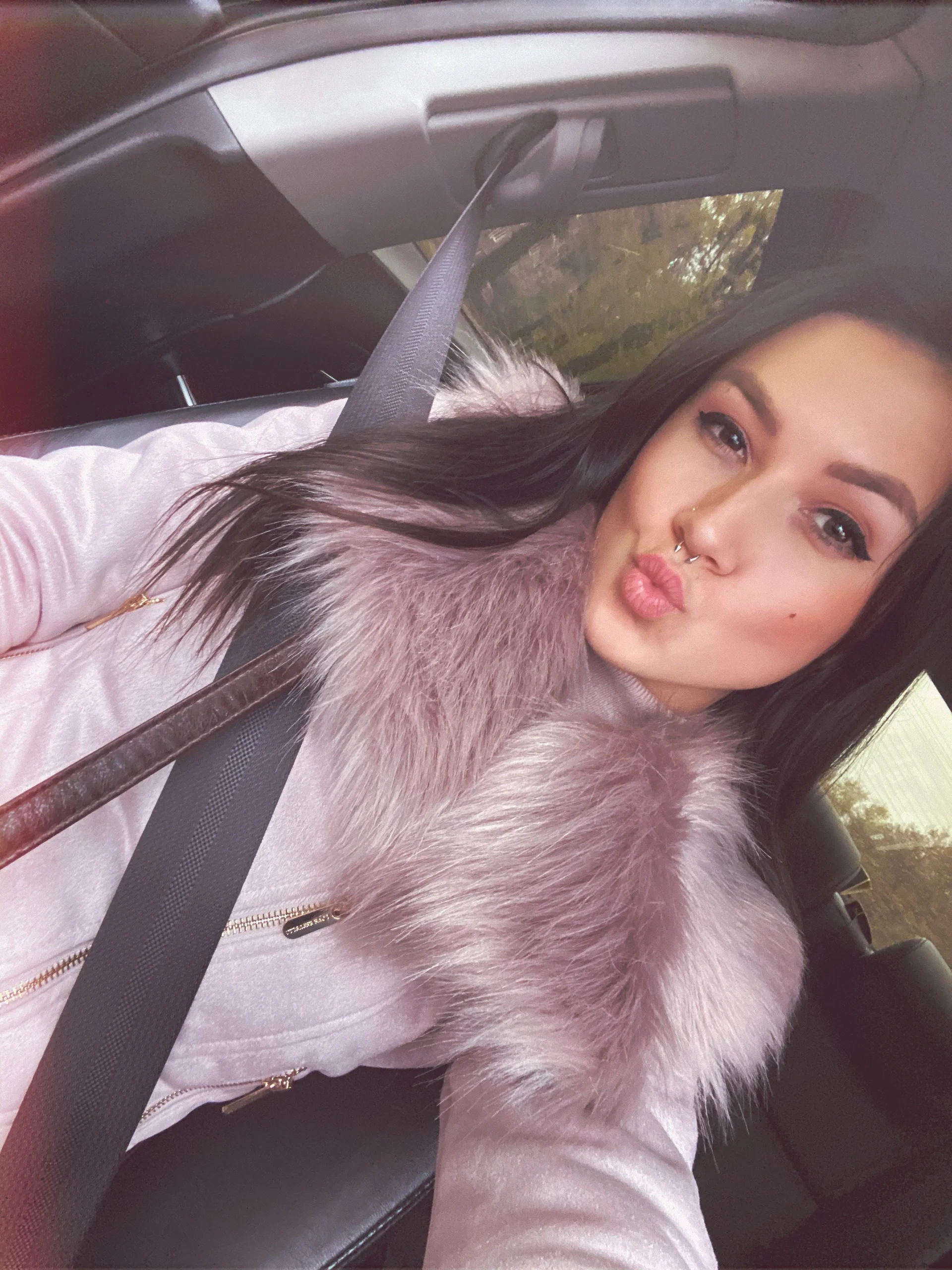 XXX Porn Photo of Nude GirlGogo 27