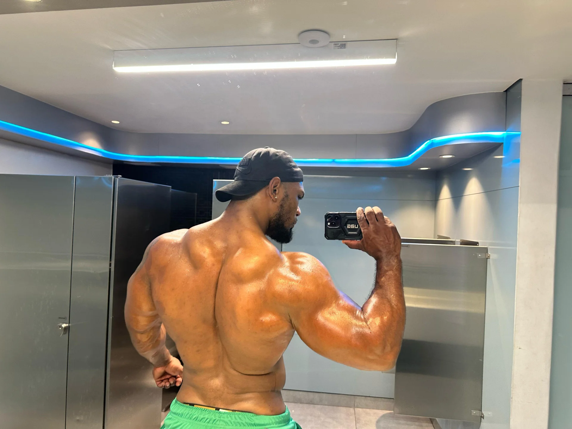 XXX Porn Photo of Nude Tyler_Waka01 26
