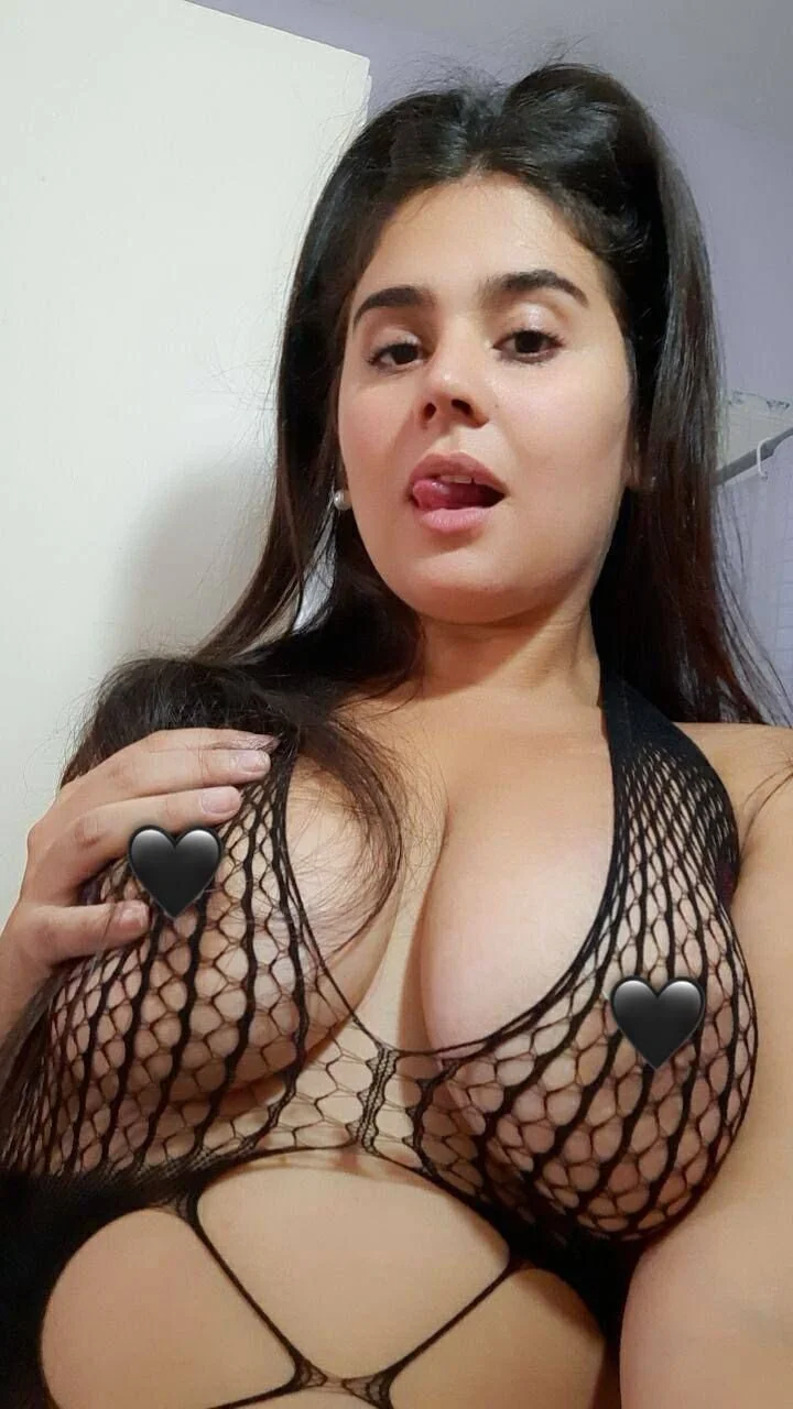 XXX Porn Photo of Nude Nellaluxe 1