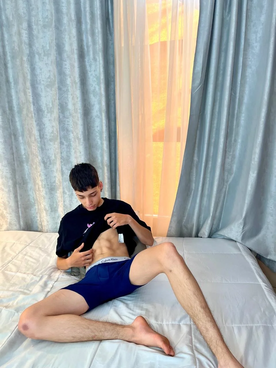 XXX Porn Photo of Nude oblivion_deku 3