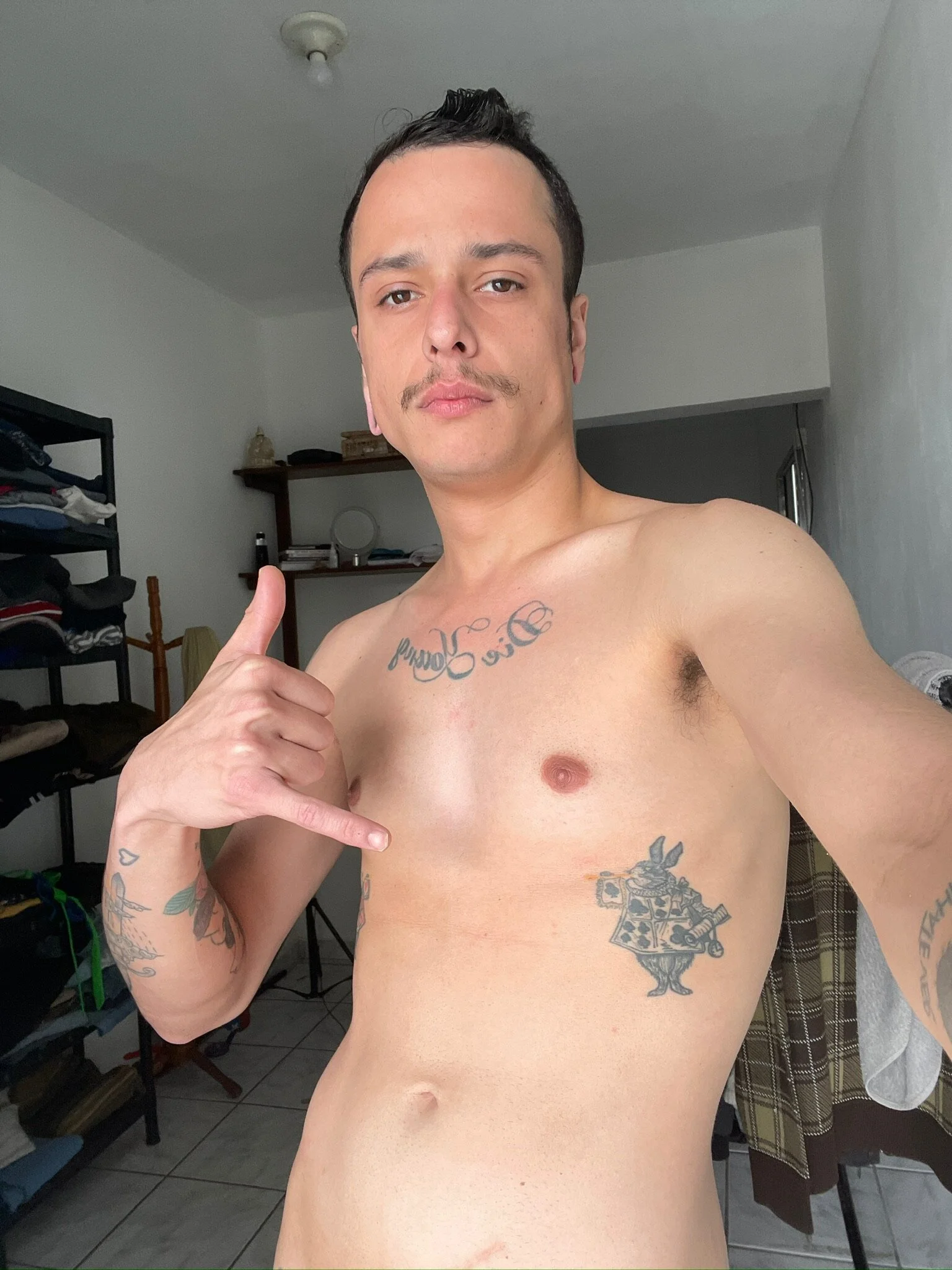 XXX Porn Photo of Nude chrisalmeid_ 19