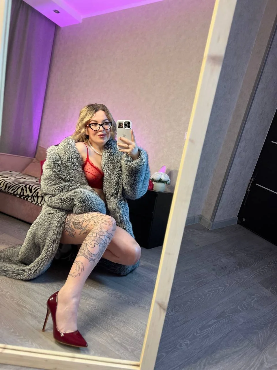 XXX Porn Photo of Nude crowned_goddess 103