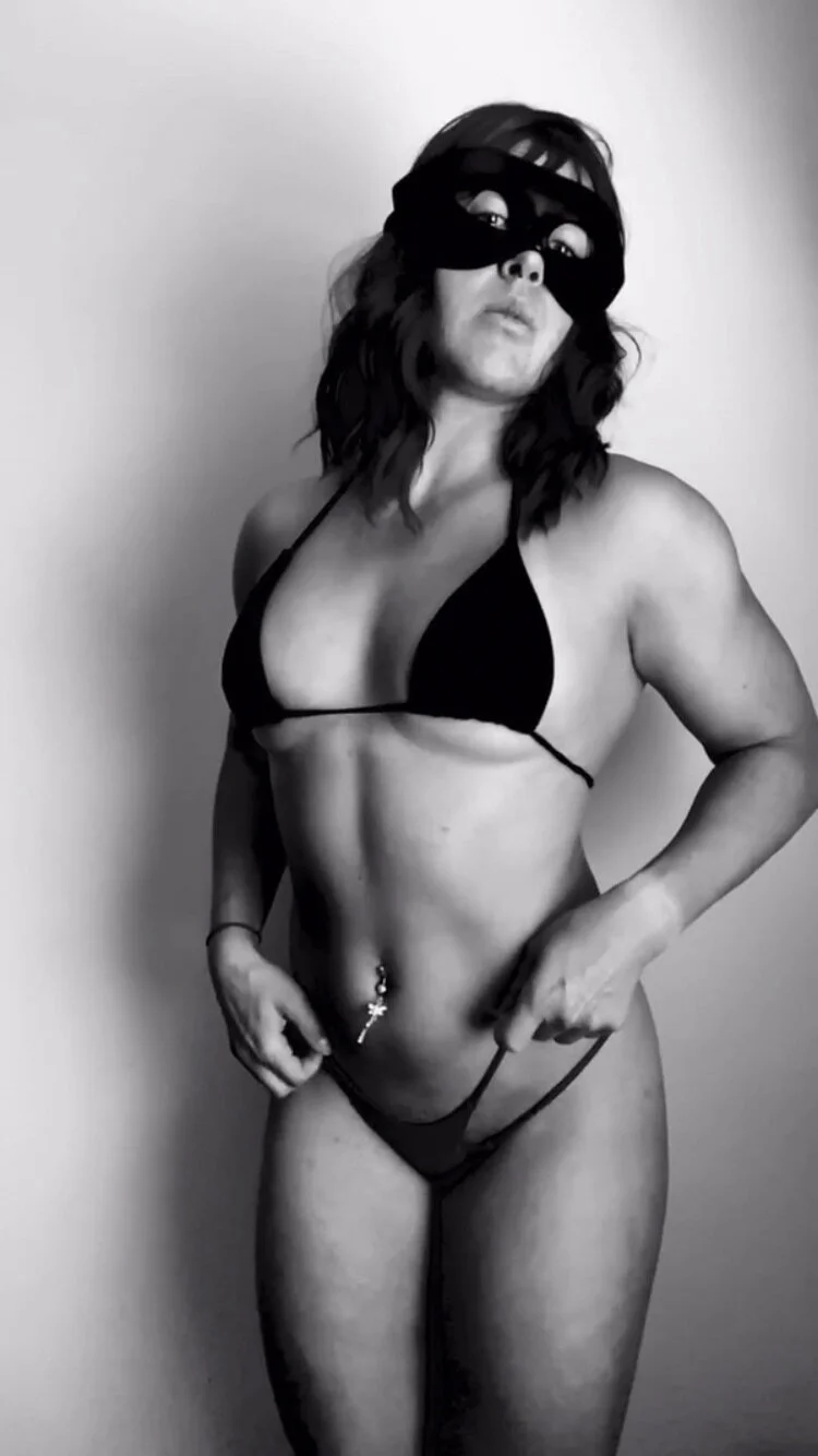 XXX Porn Photo of Nude mrs__unknown 5