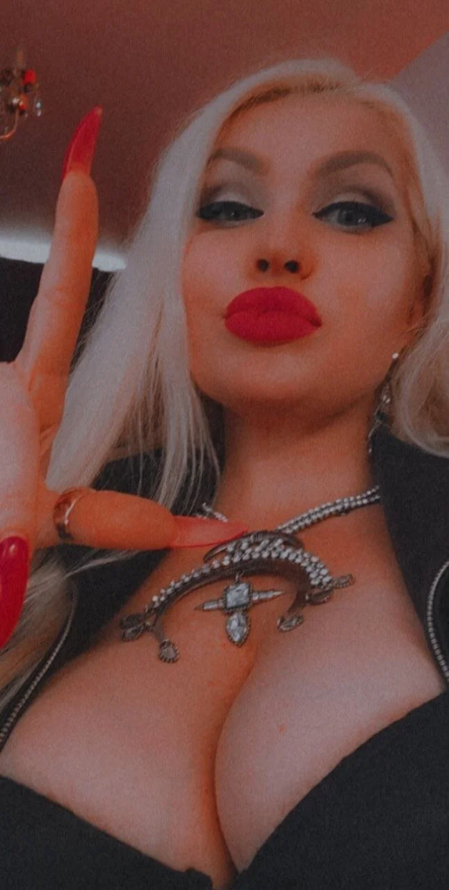 XXX Porn Photo of Nude FinDomGod 28