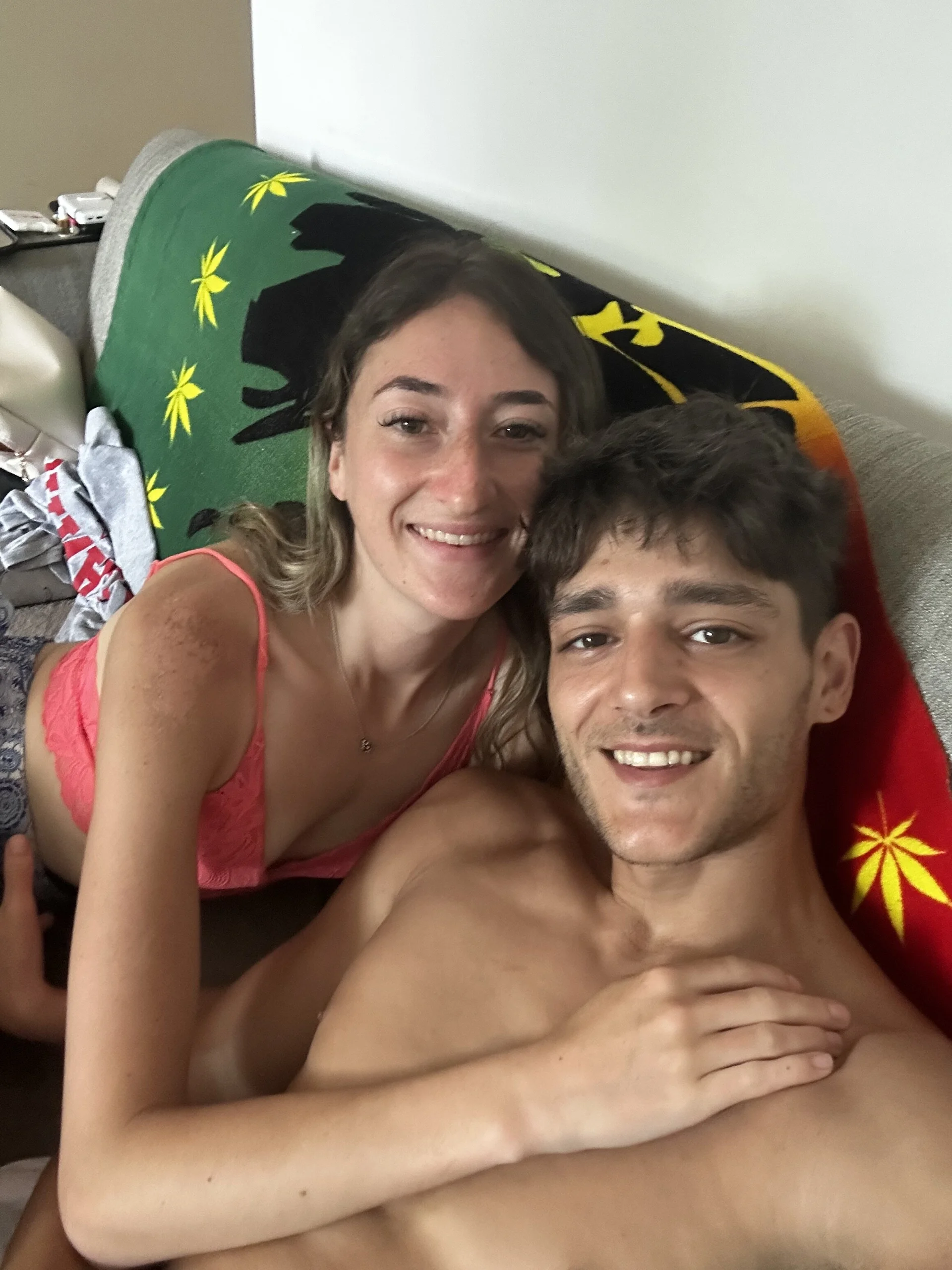 XXX Porn Photo of Nude MrandMissMoney 10