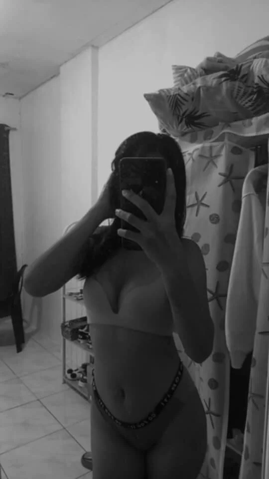 XXX Porn Photo of Nude Jennie_Ross 2
