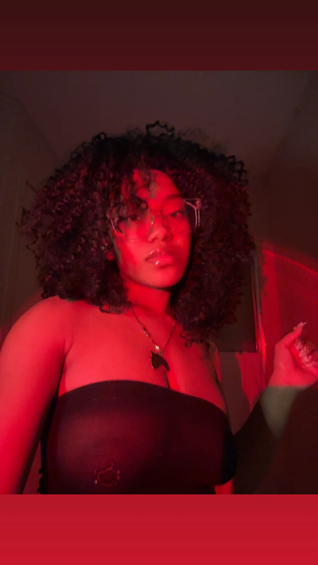 XXX Porn Photo of Nude lifeoftt_19xx 23