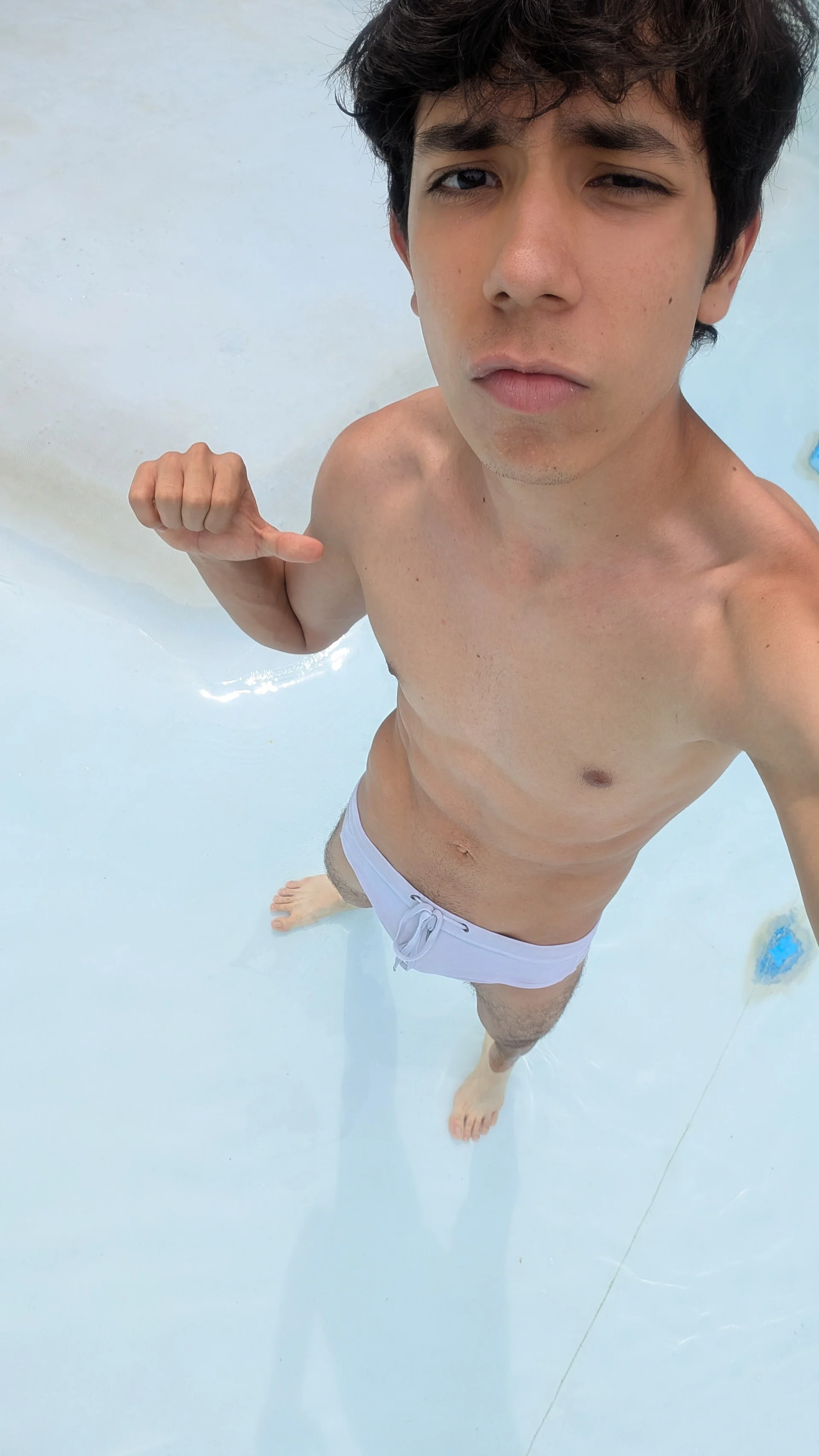 XXX Porn Photo of Nude Neo_Twink 95