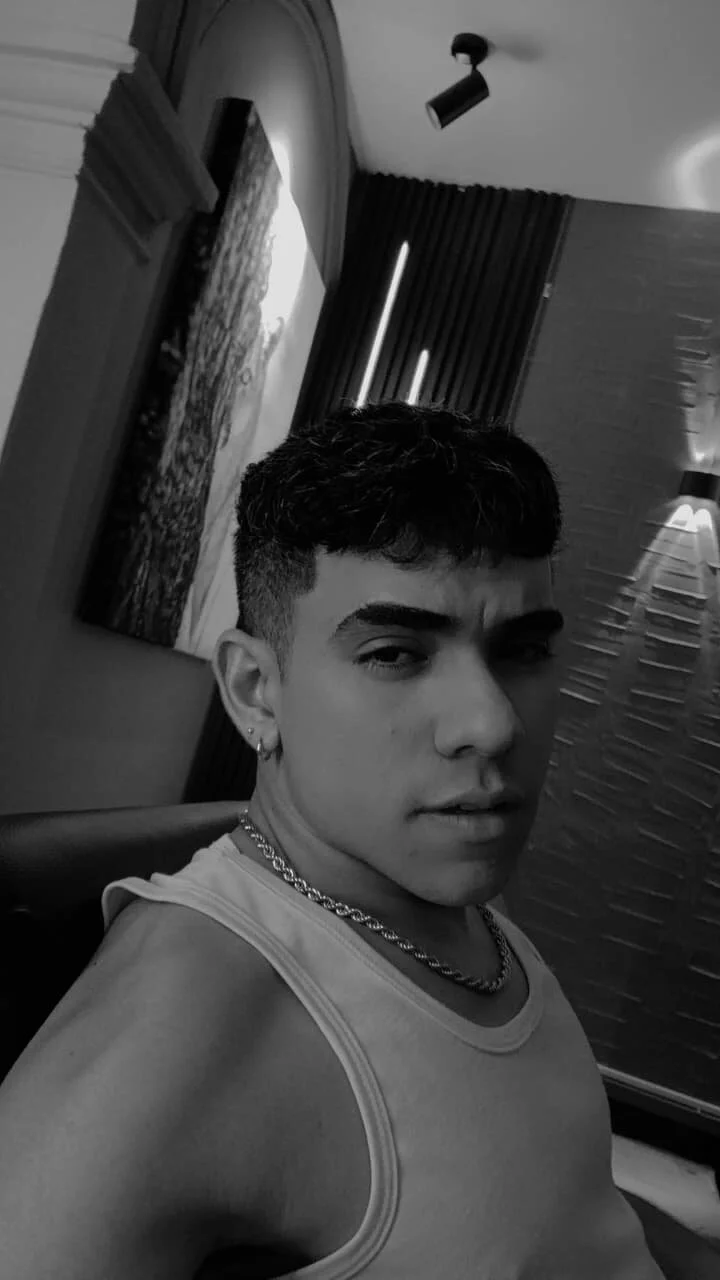 XXX Porn Photo of Nude zack_joness18 91