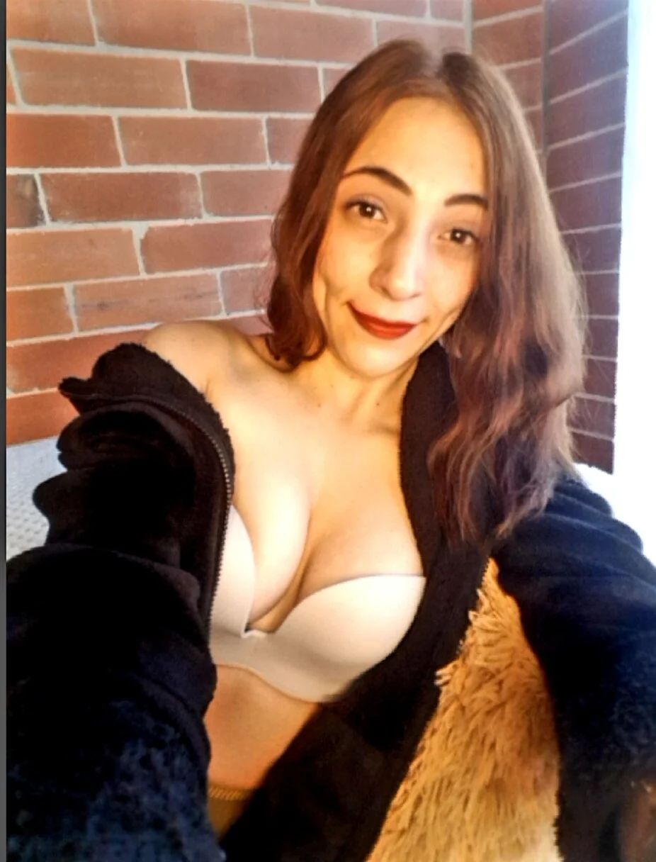XXX Porn Photo of Nude VickyHoult 212