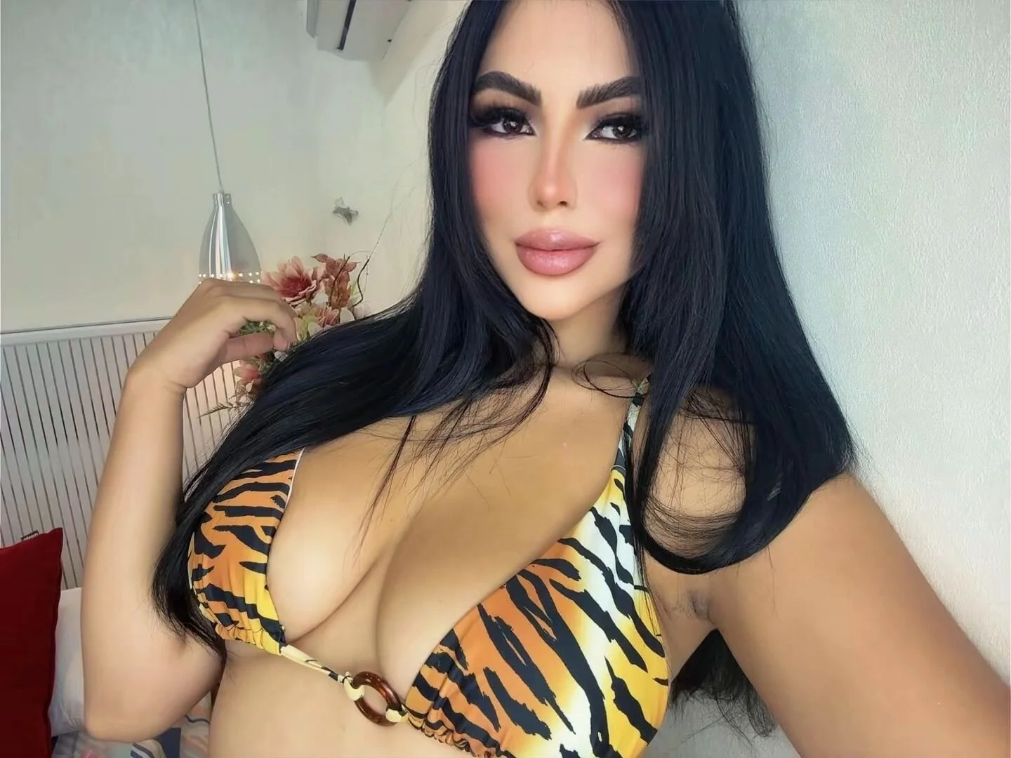 XXX Porn Photo of Nude katiamoree 6