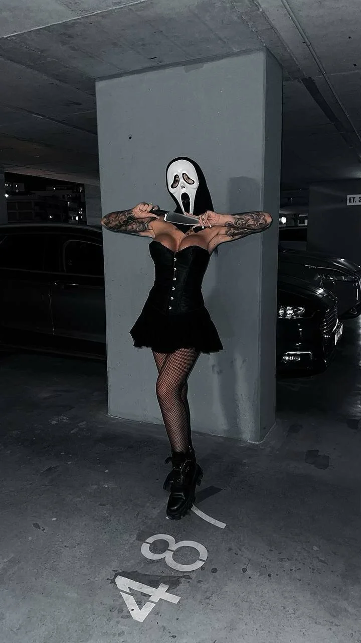 XXX Porn Photo of Nude ScarletNoir 29