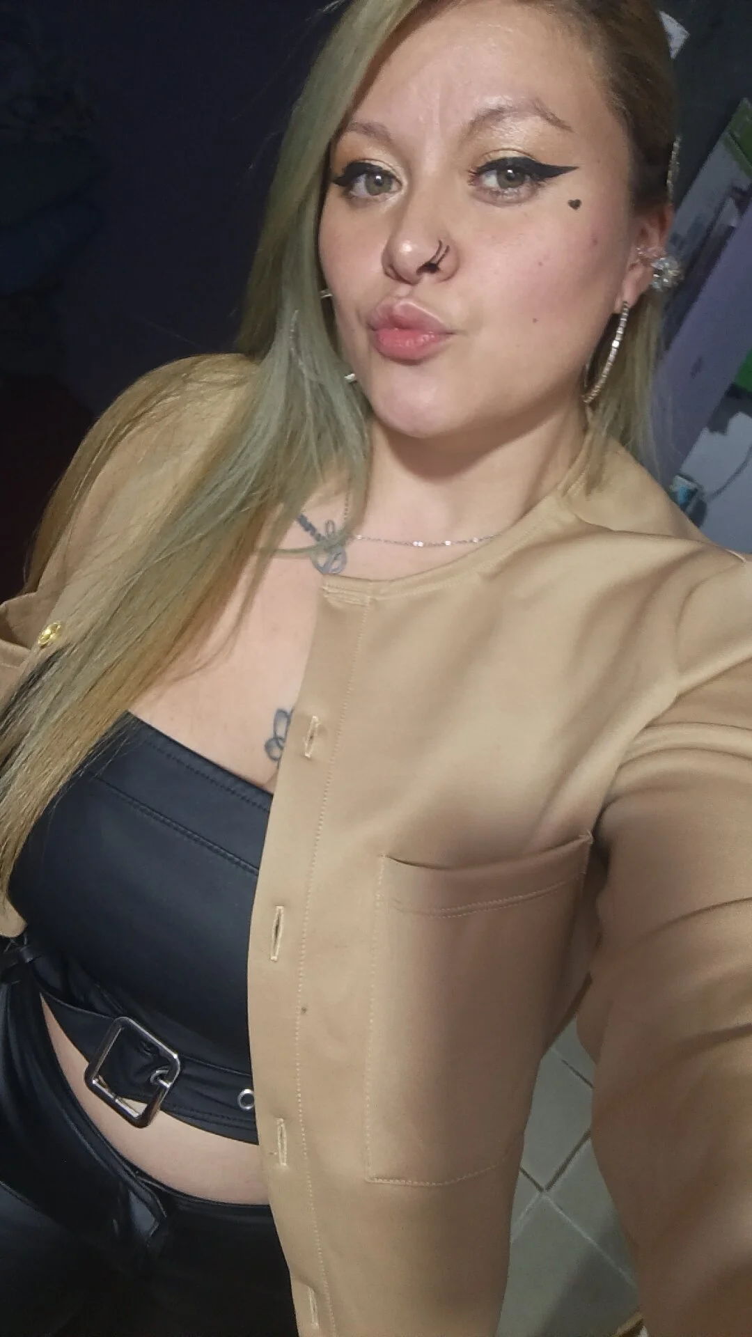 XXX Porn Photo of Nude miley_jensen 5