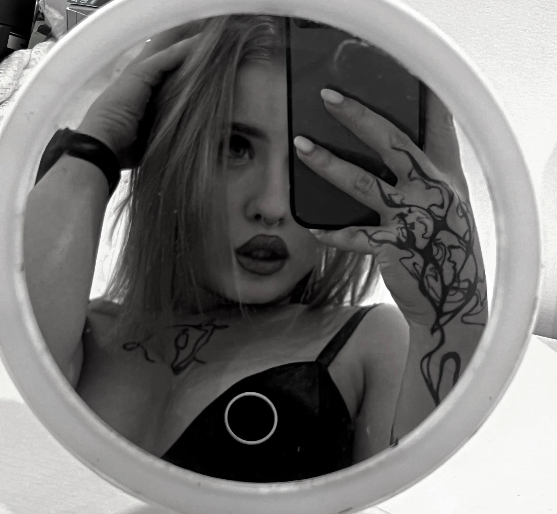 XXX Porn Photo of Nude royce_ghost1 157