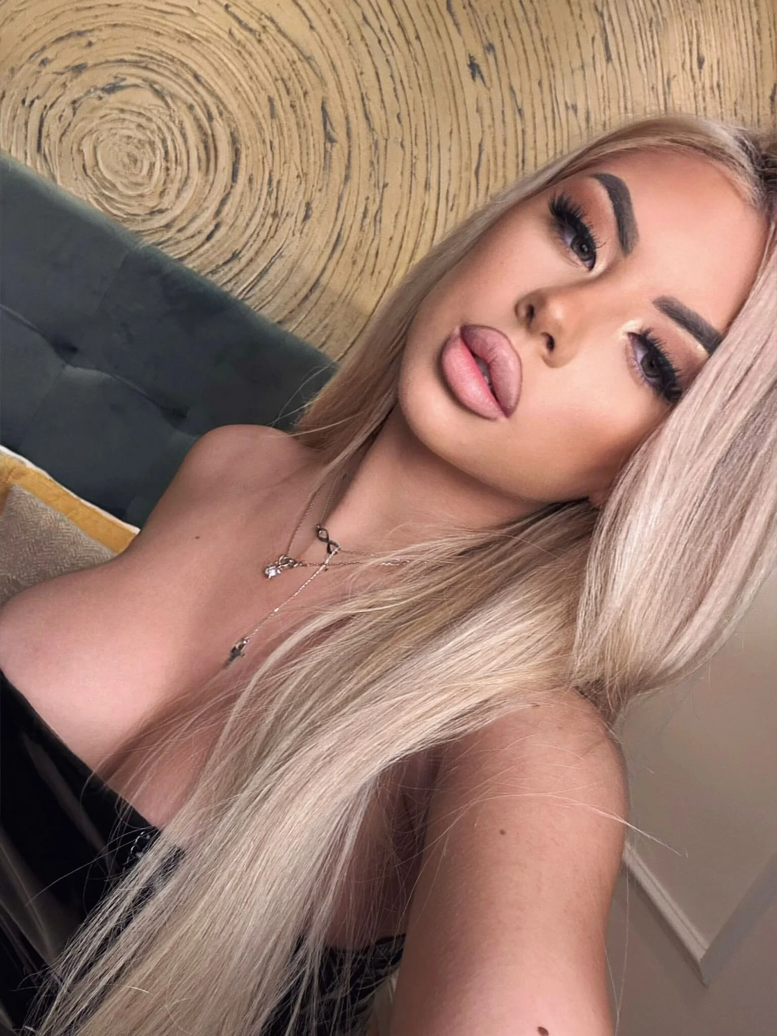 XXX Porn Photo of Nude IvyRubens 116