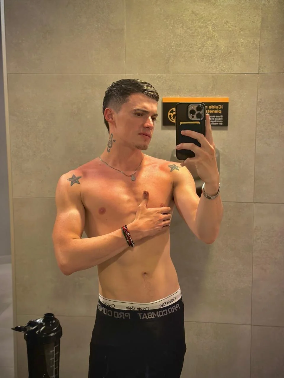 XXX Porn Photo of Nude Ken_bigcock77 3