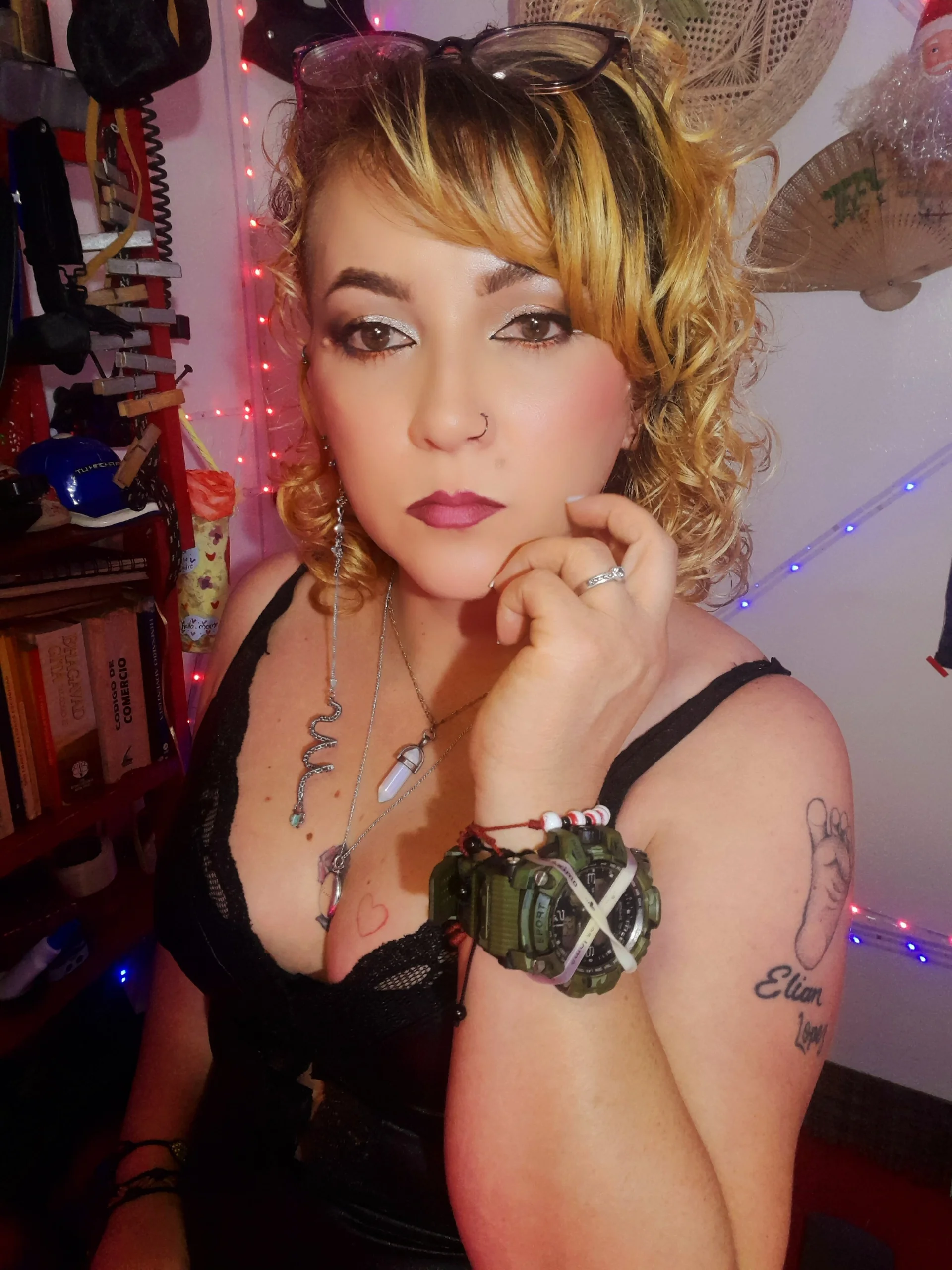 XXX Porn Photo of Nude monita_brown_ 260