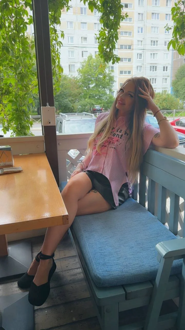 XXX Porn Photo of Nude Lola_Bombita 2