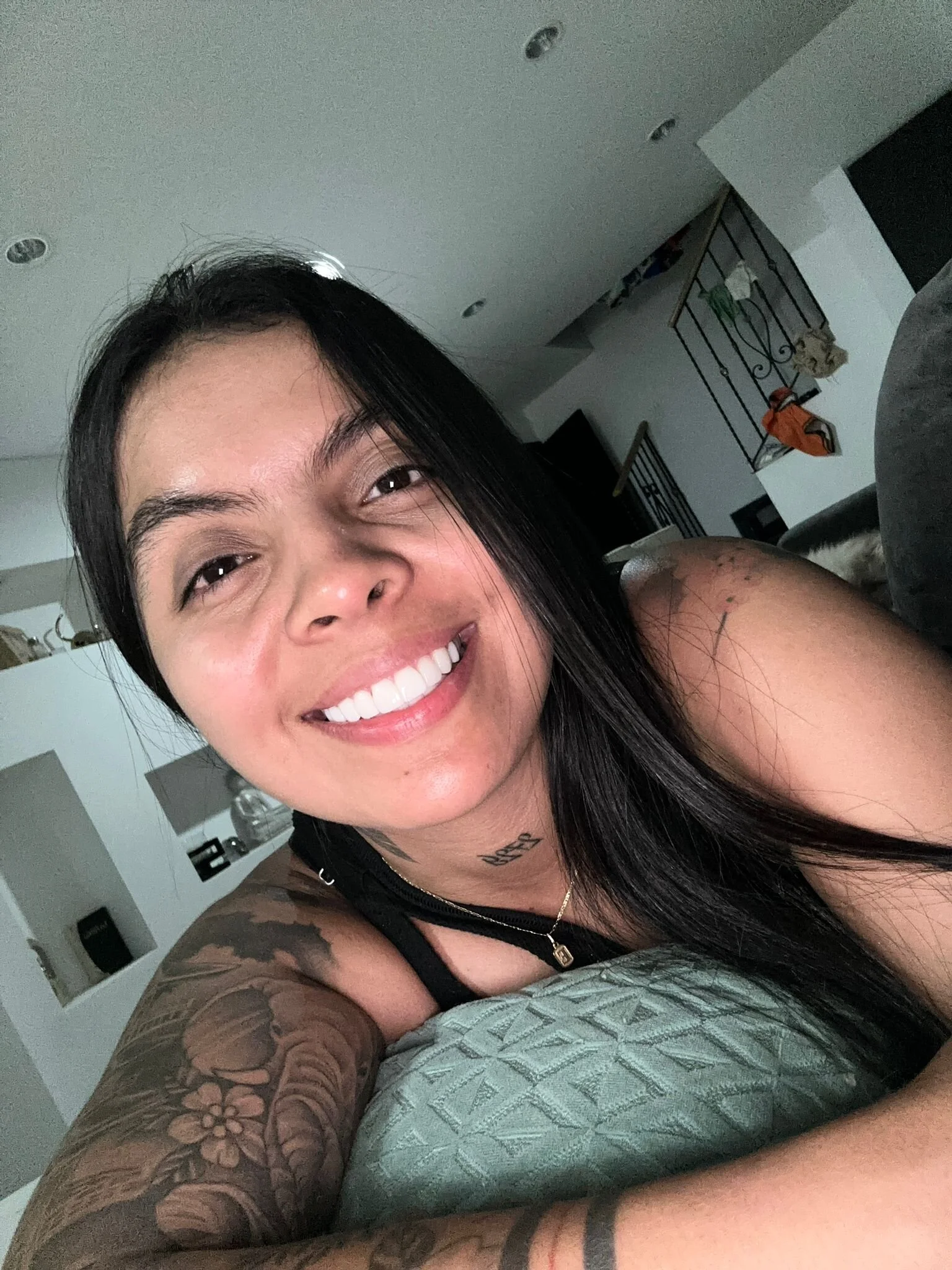 XXX Porn Photo of Nude hillary_joness 16