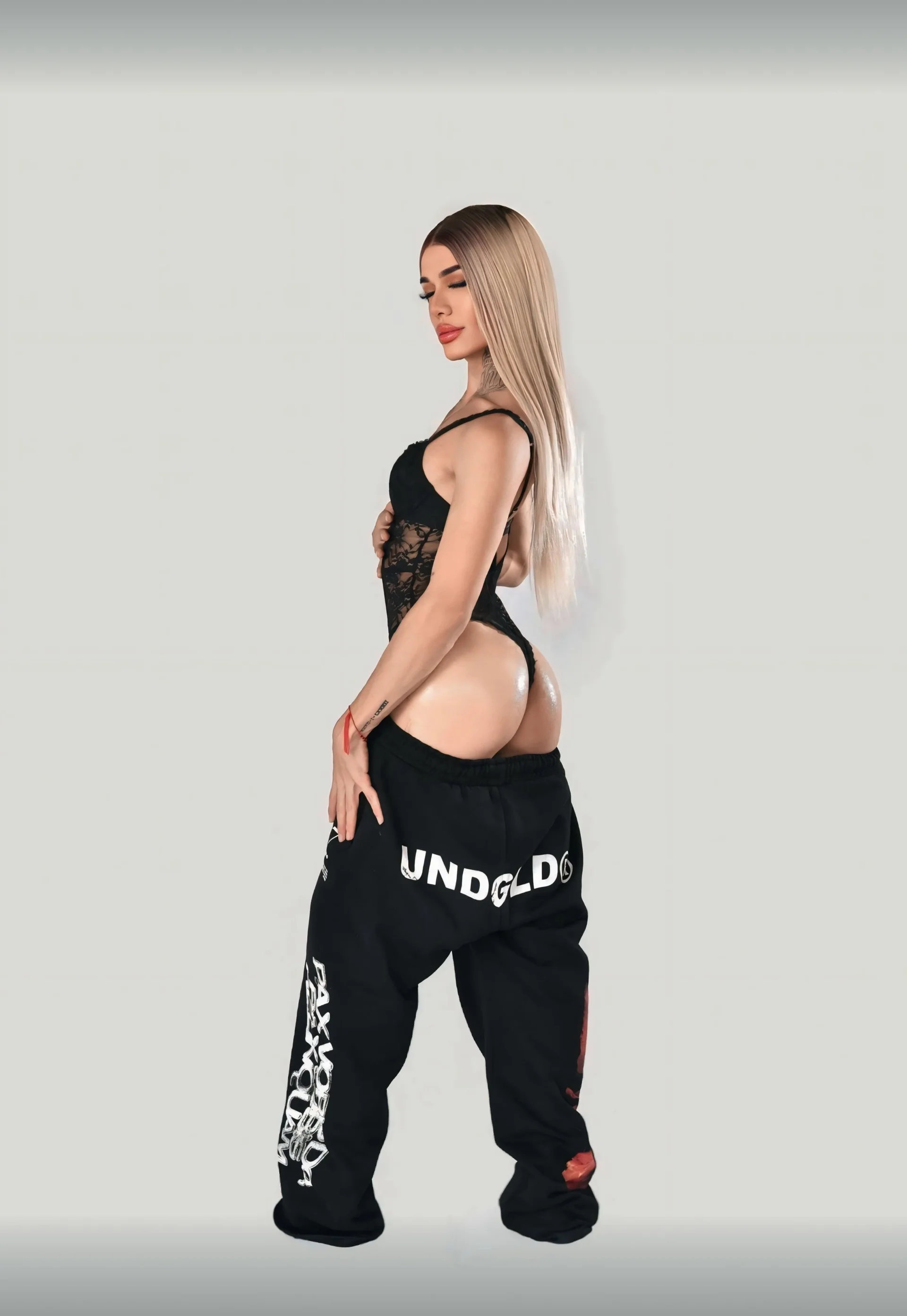 XXX Porn Photo of Nude Camille_01 3