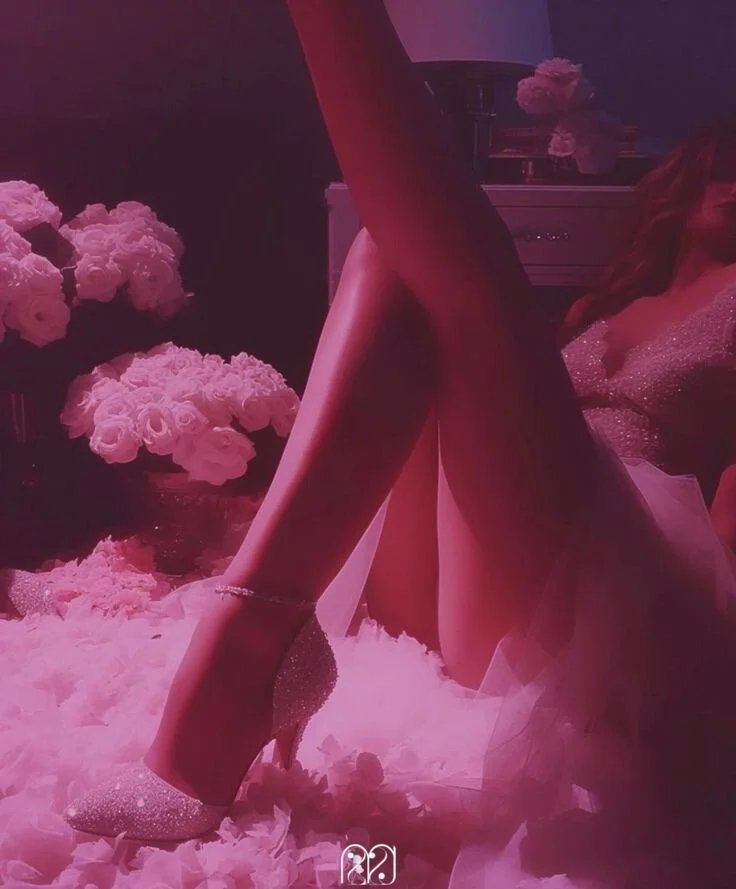 XXX Porn Photo of Nude hotpinkangel 2