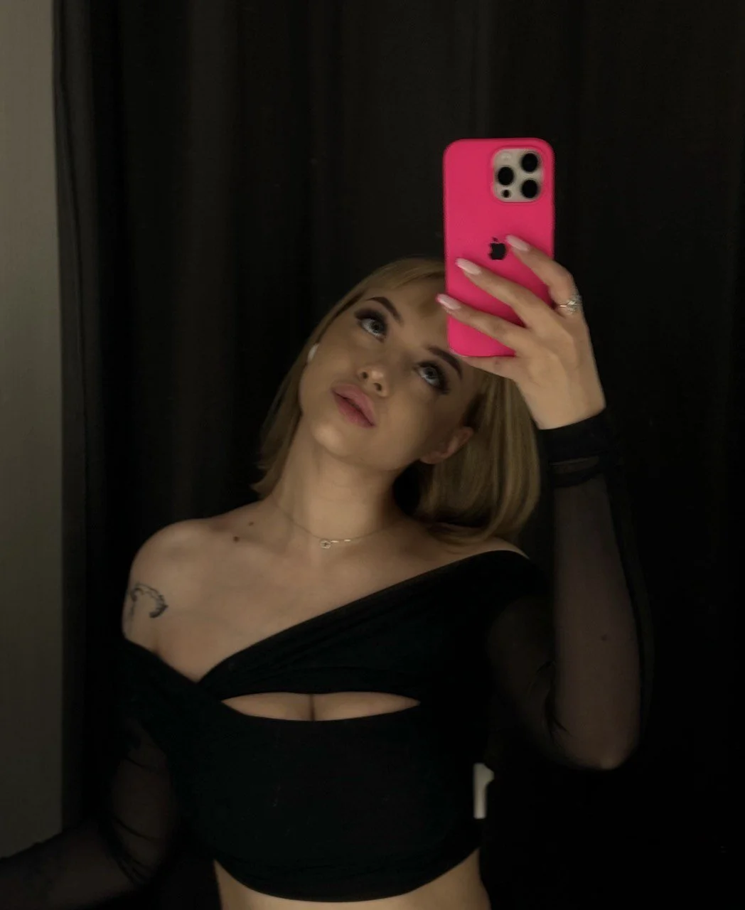 XXX Porn Photo of Nude KateDolphin 99