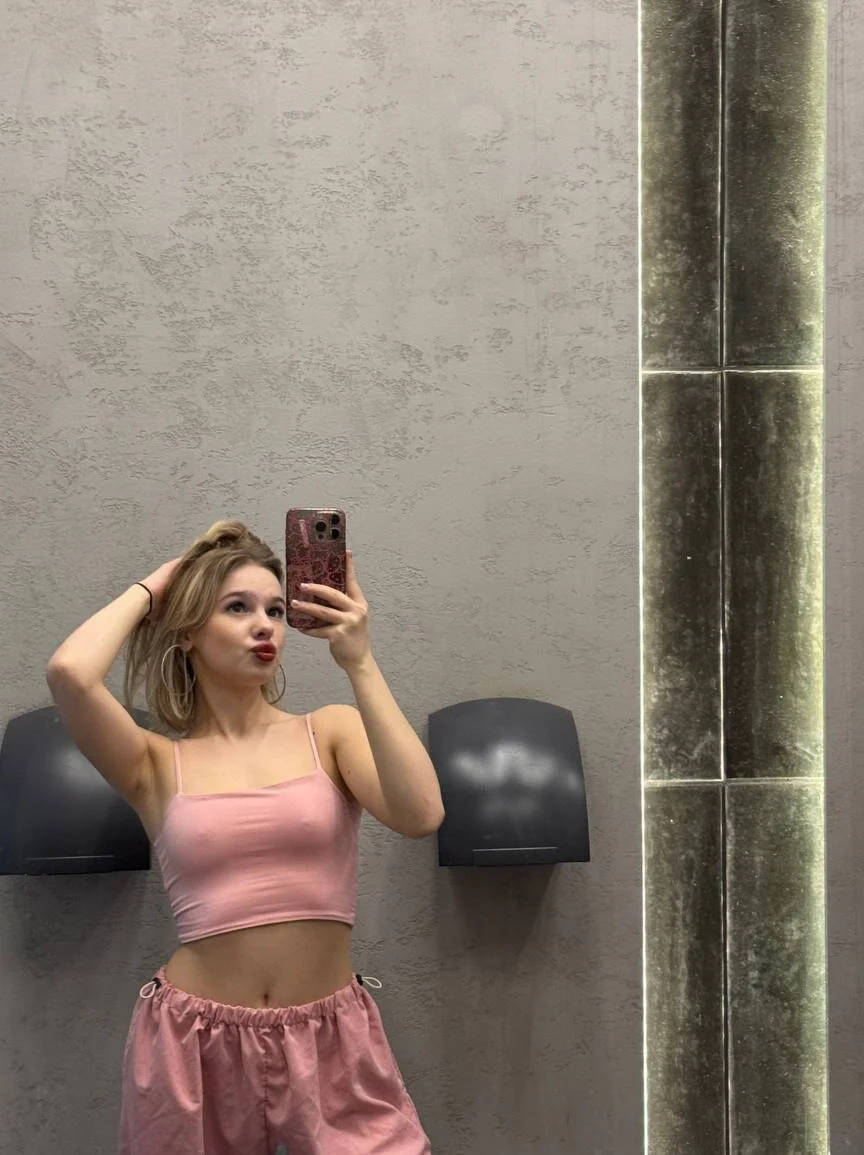 XXX Porn Photo of Nude Ella_Lane 18