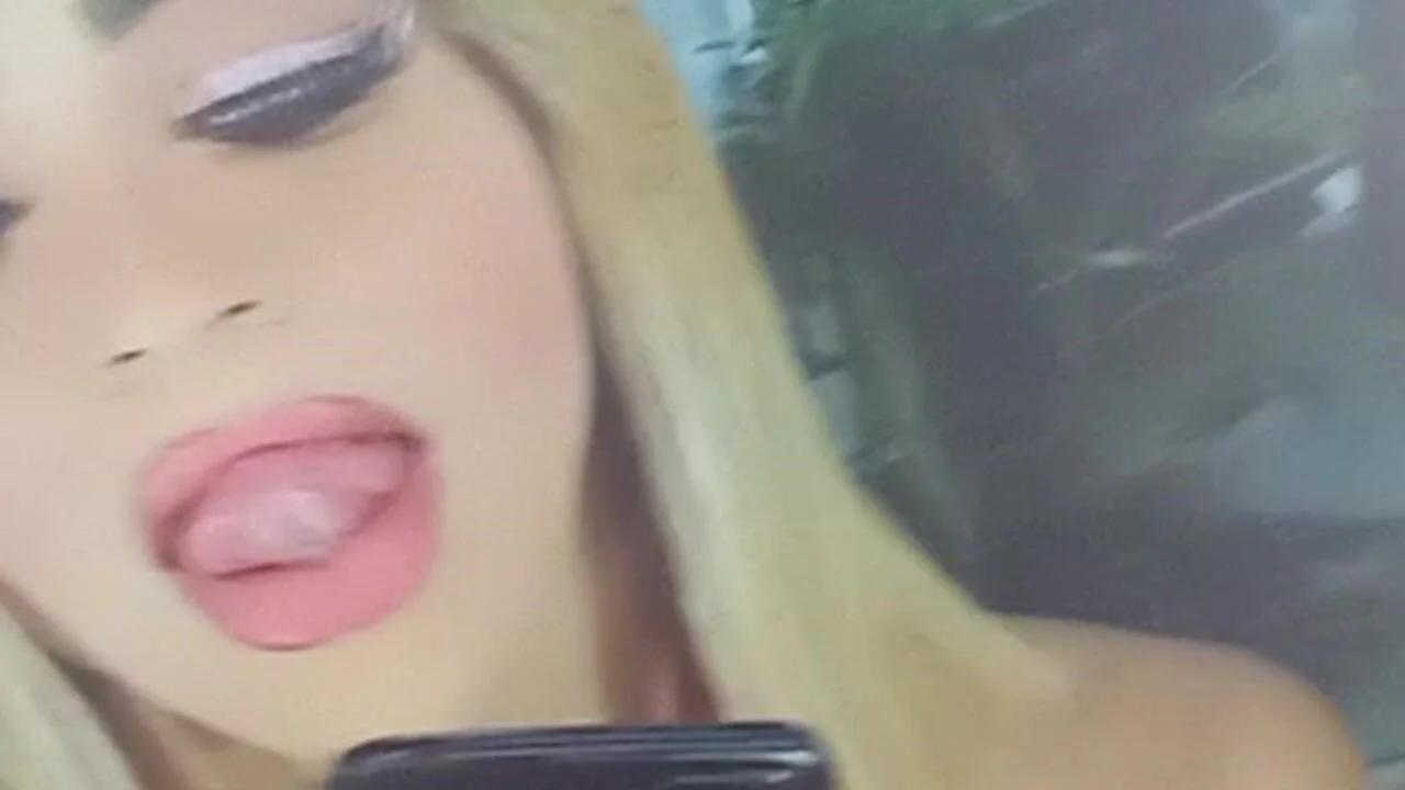 XXX Porn Photo of Nude Michell_Queen 44