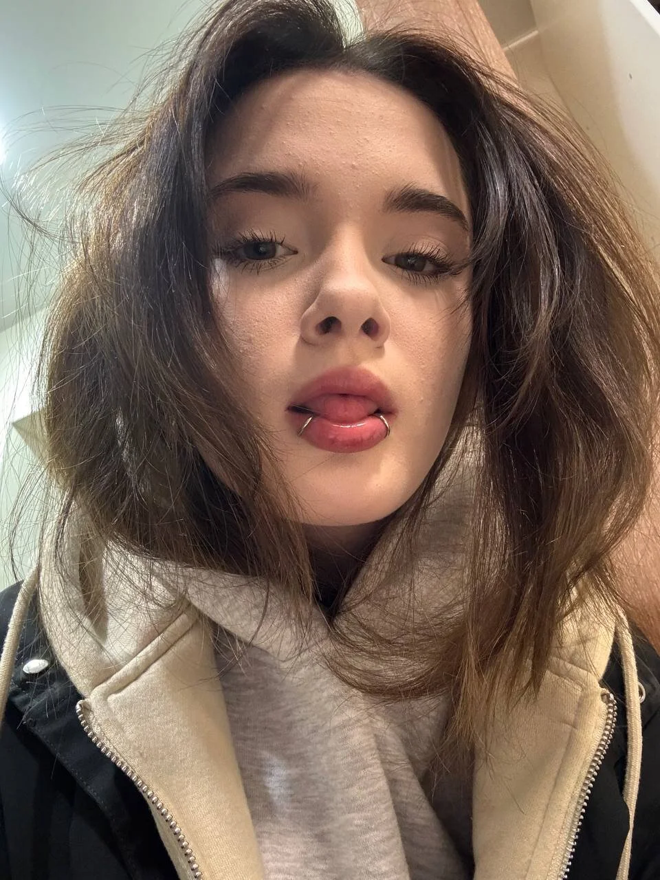 XXX Porn Photo of Nude liana_kisses 166
