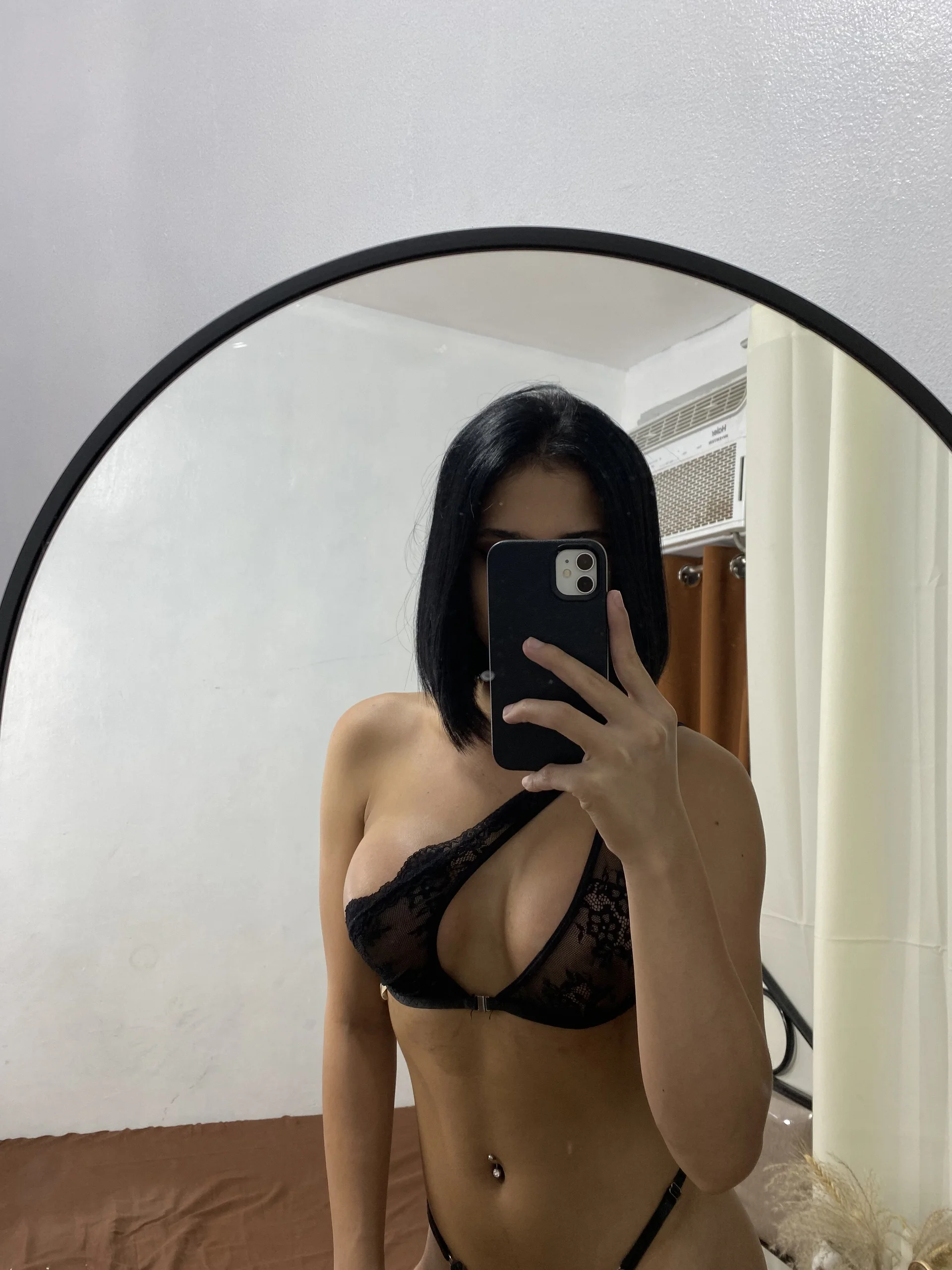 XXX Porn Photo of Nude Lalexi_Hugecock 2