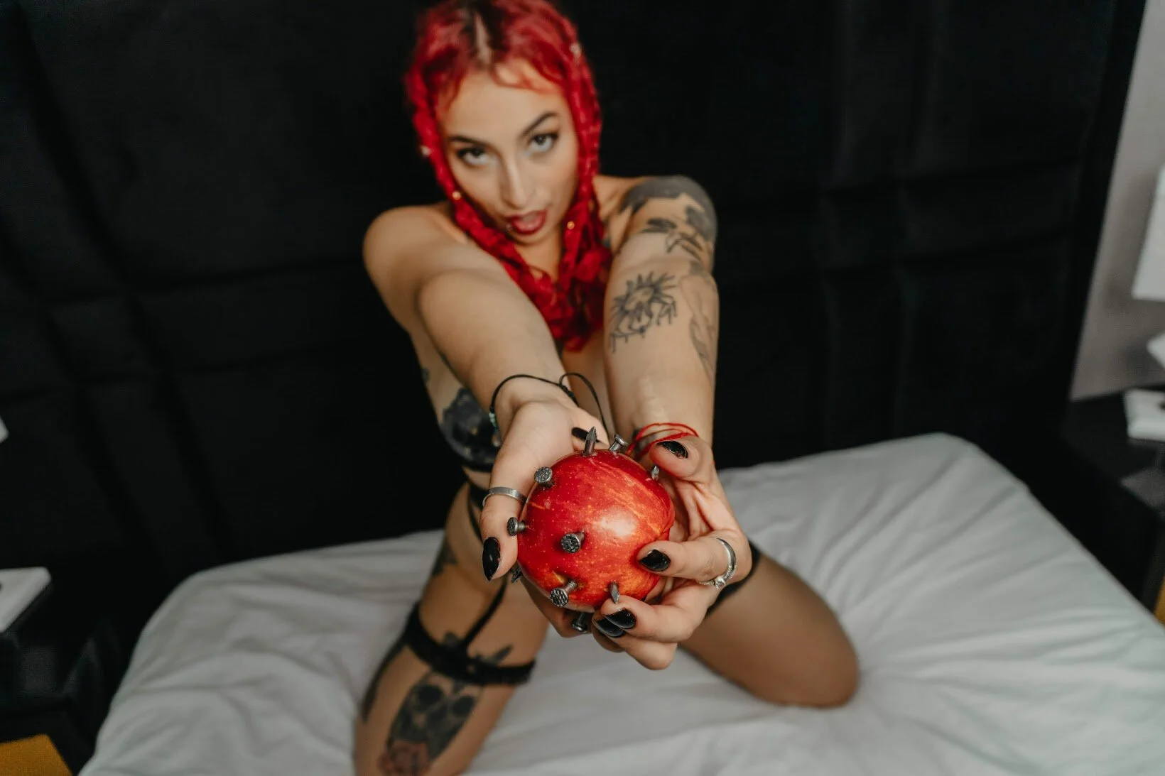 XXX Porn Photo of Nude rojita-rojita 8