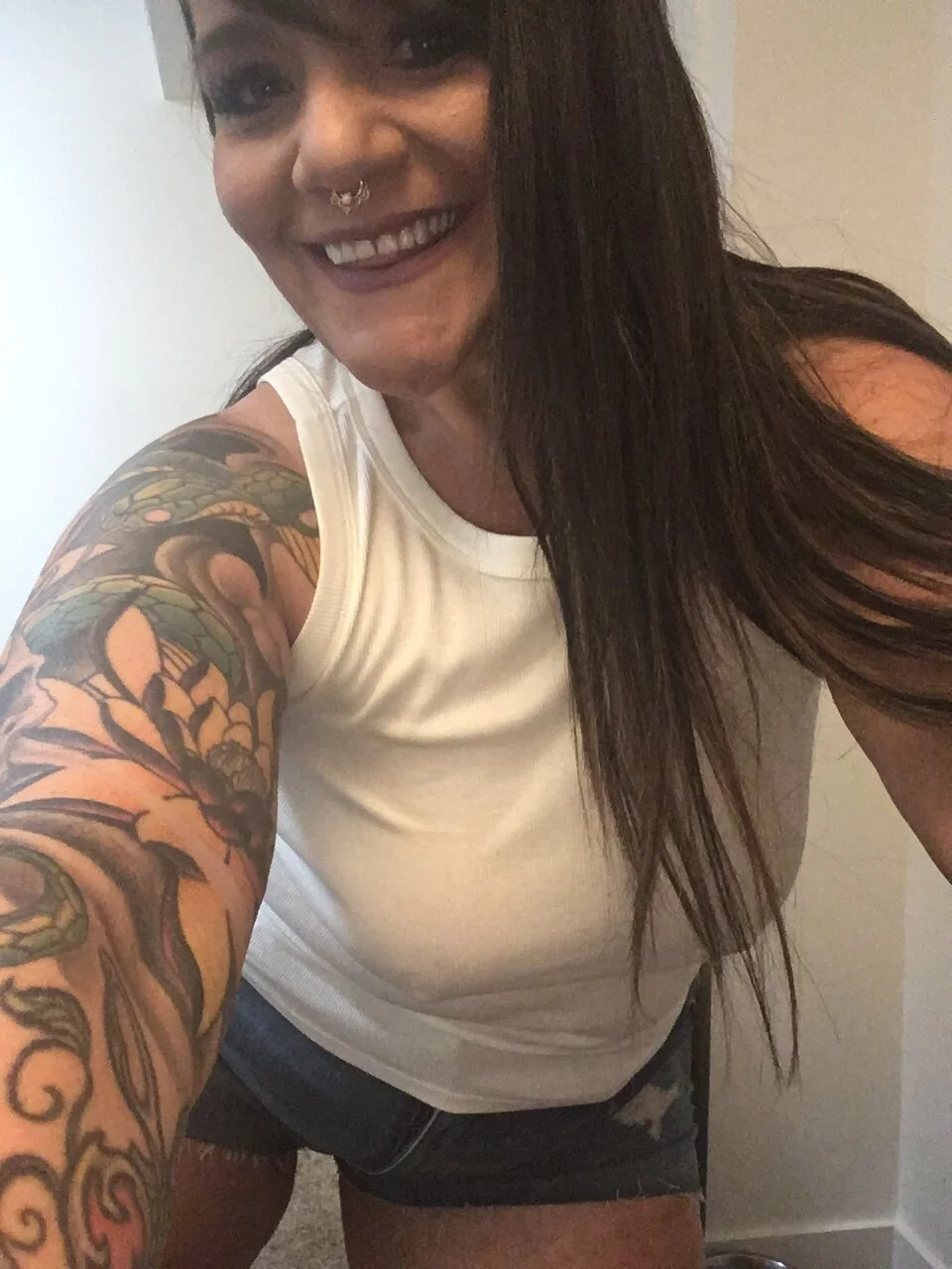 XXX Porn Photo of Nude Xoxobigbooty 17