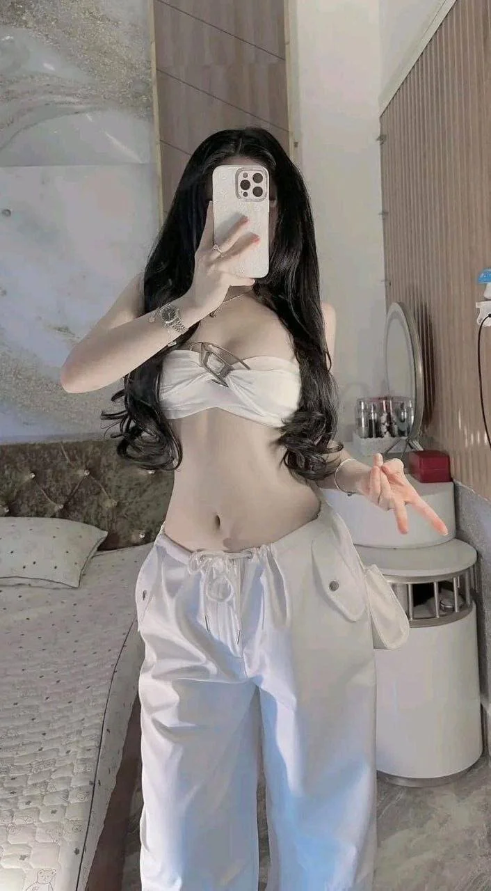 XXX Porn Photo of Nude tiantian52014 5
